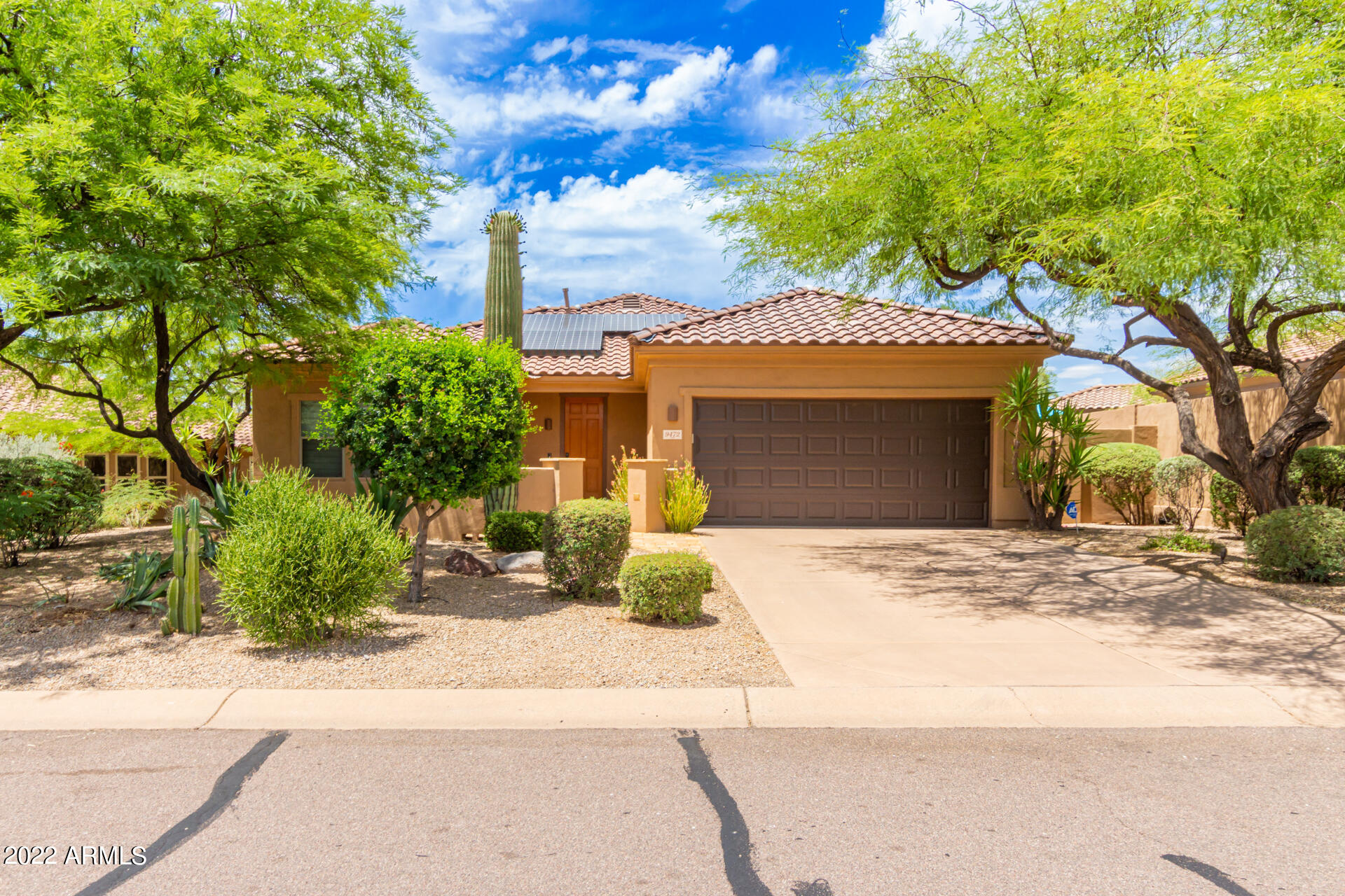 9472 E WHITEWING Drive