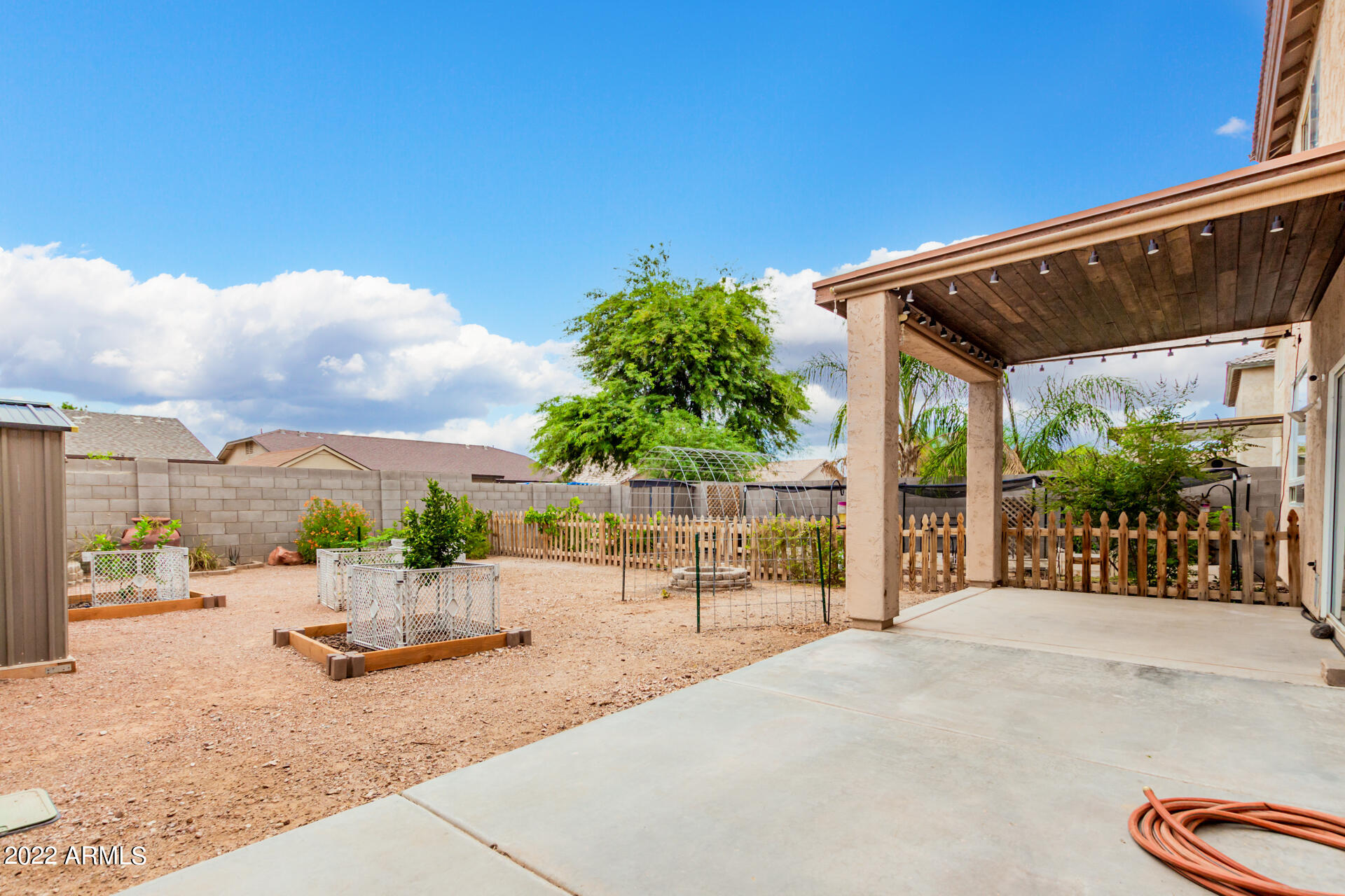 4961 E MEADOW MIST Lane
