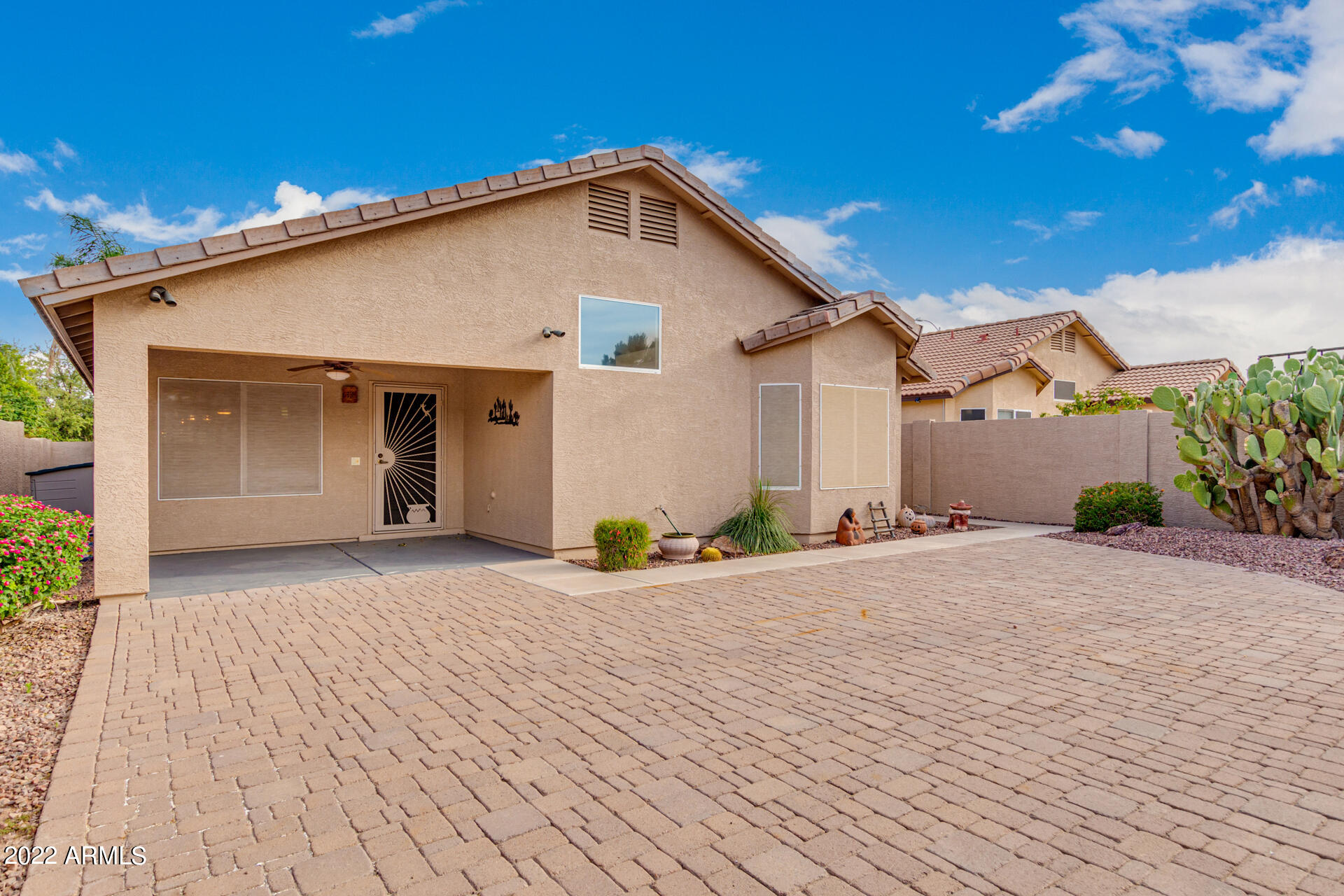 8190 W BEHREND Drive