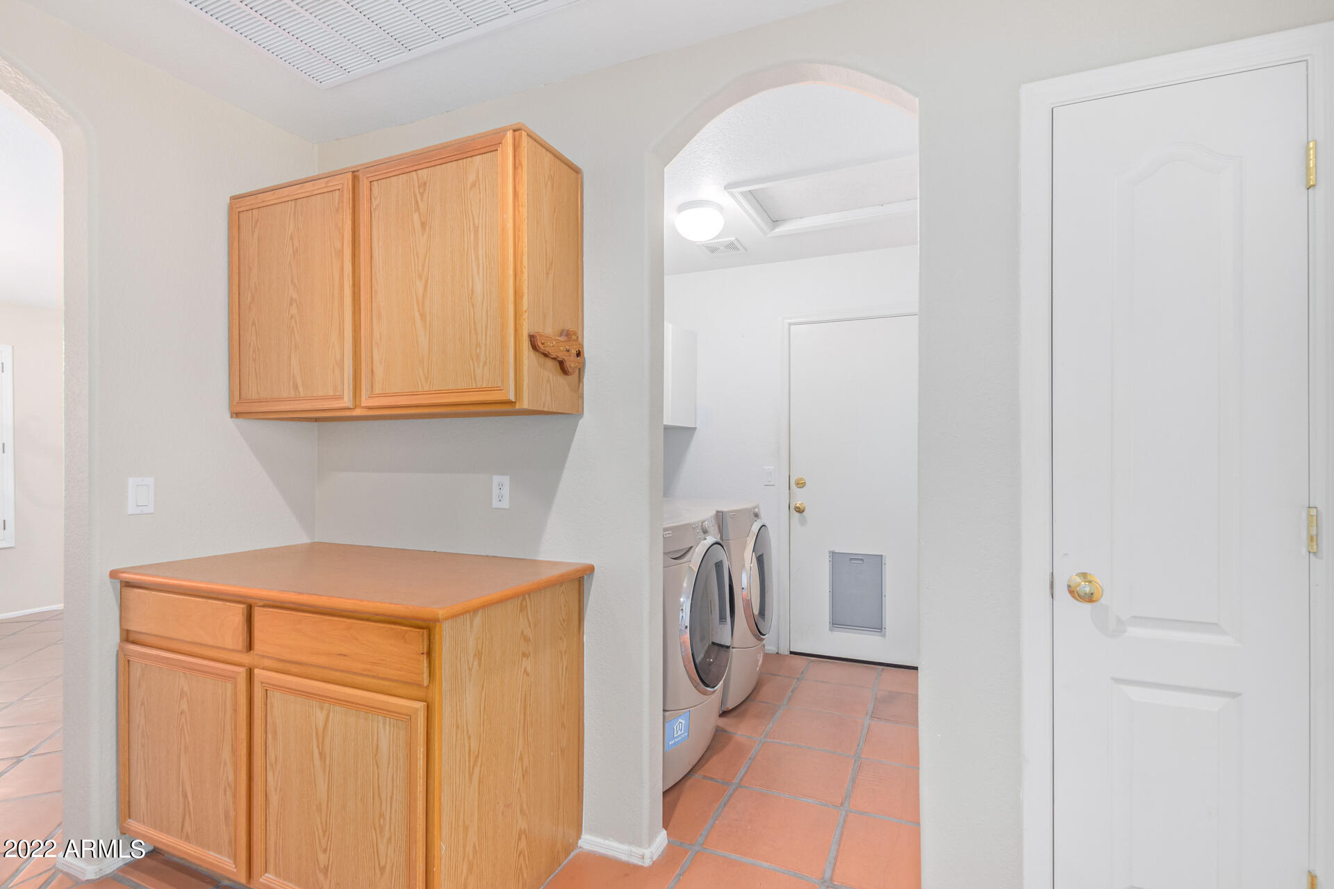 8190 W BEHREND Drive