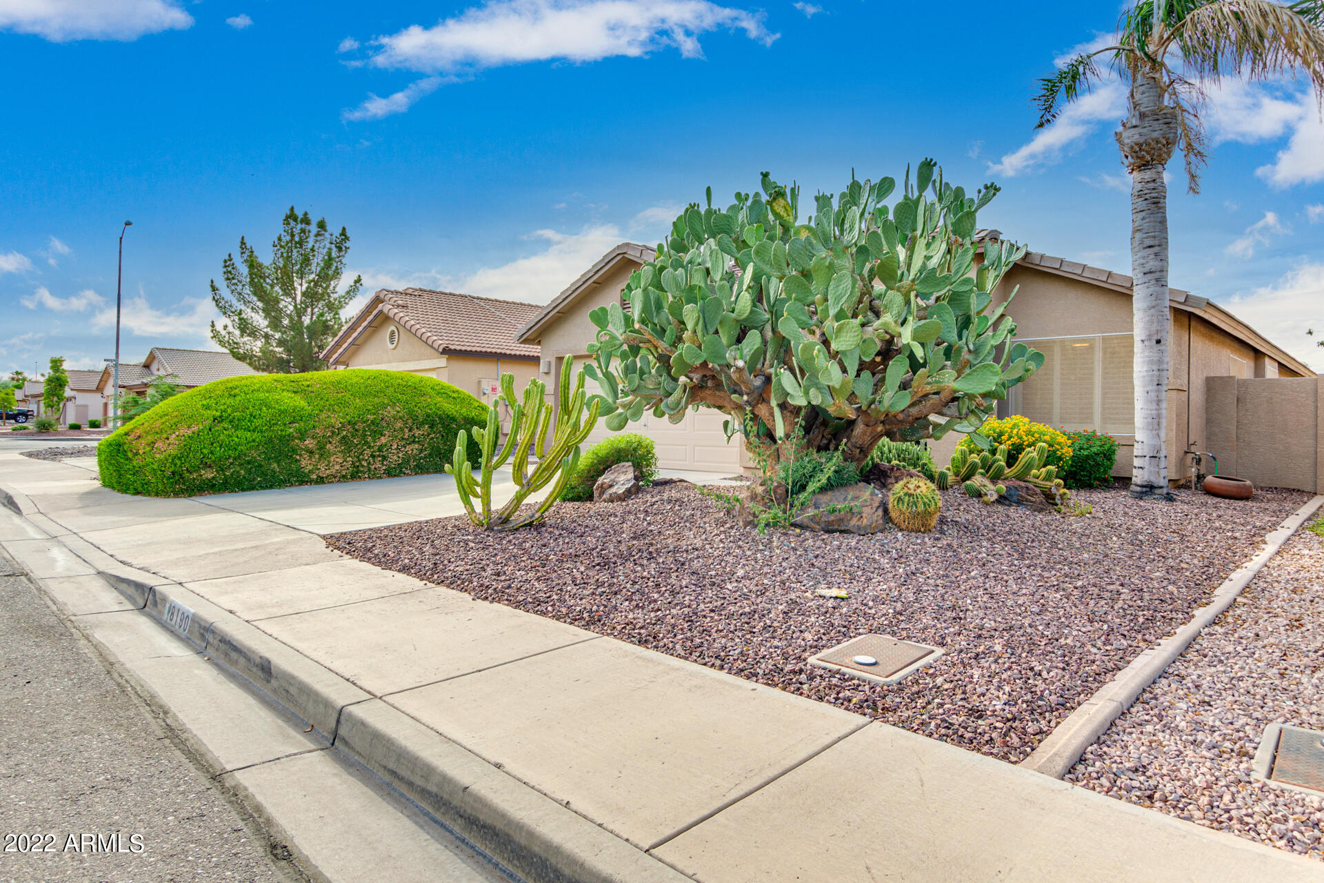 8190 W BEHREND Drive