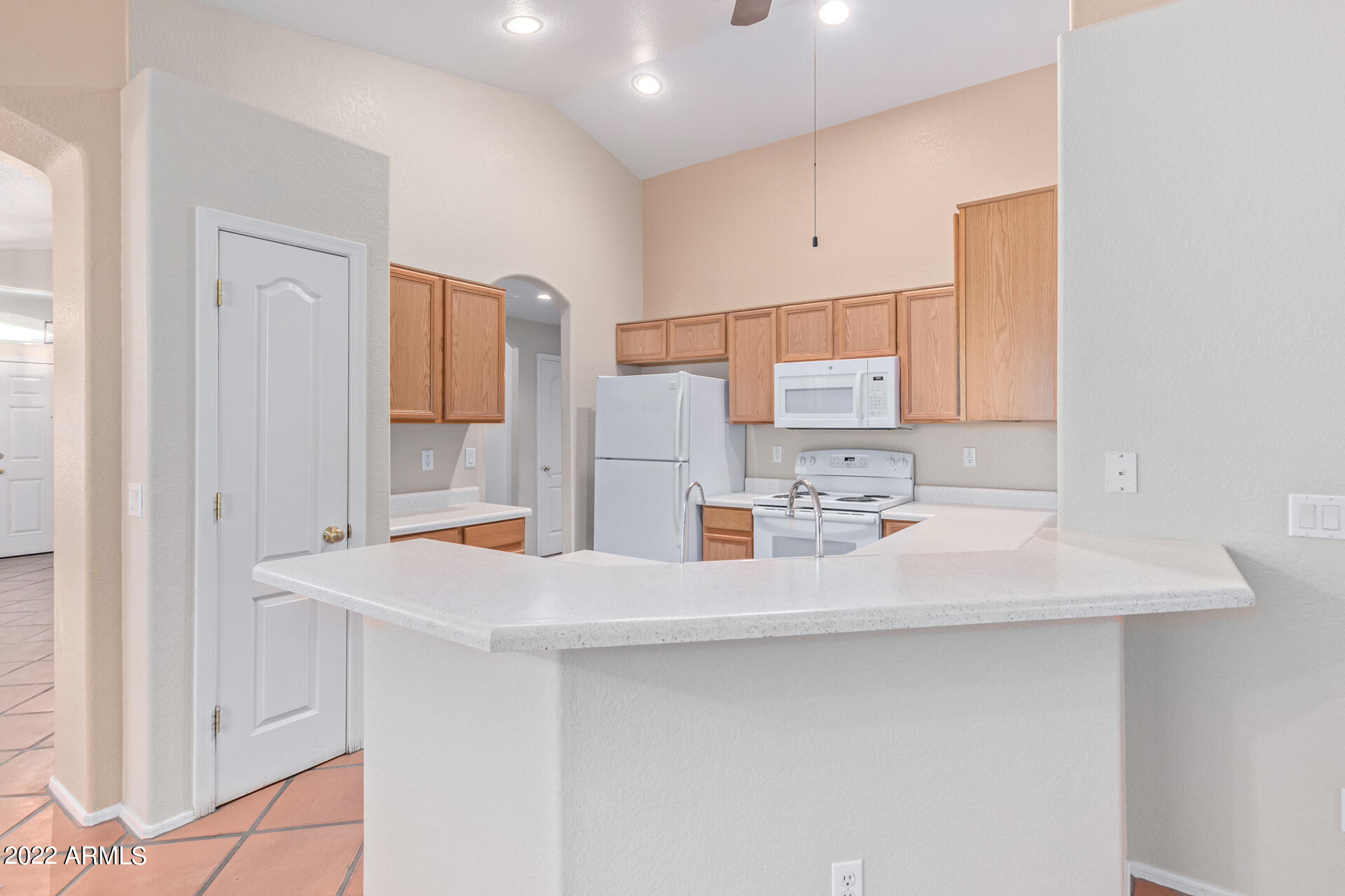 8190 W BEHREND Drive
