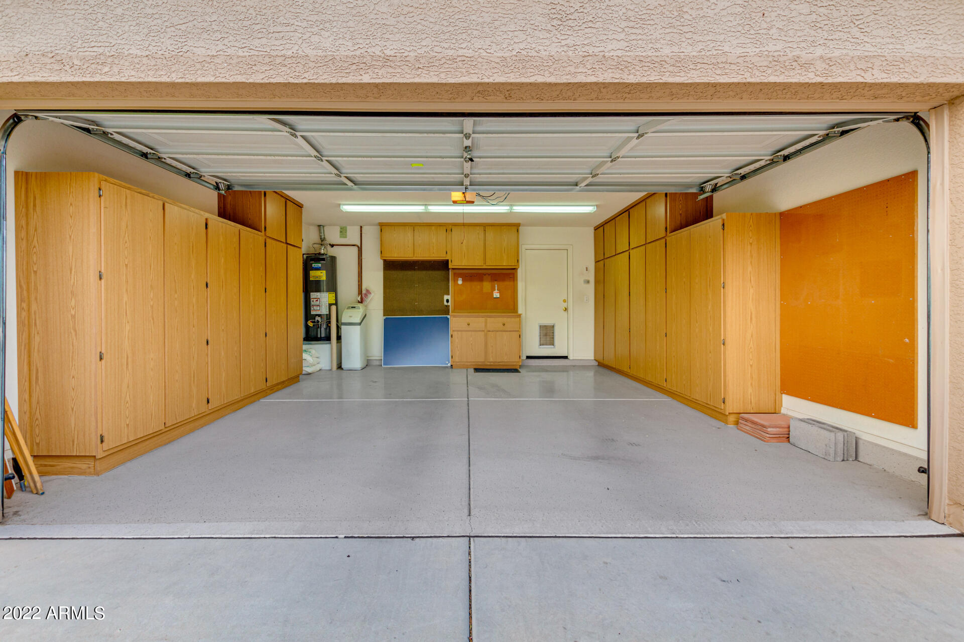 8190 W BEHREND Drive