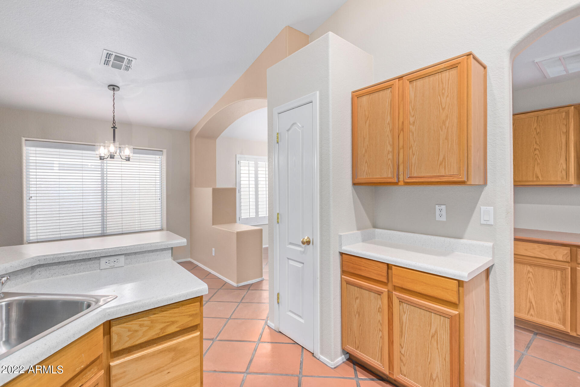 8190 W BEHREND Drive