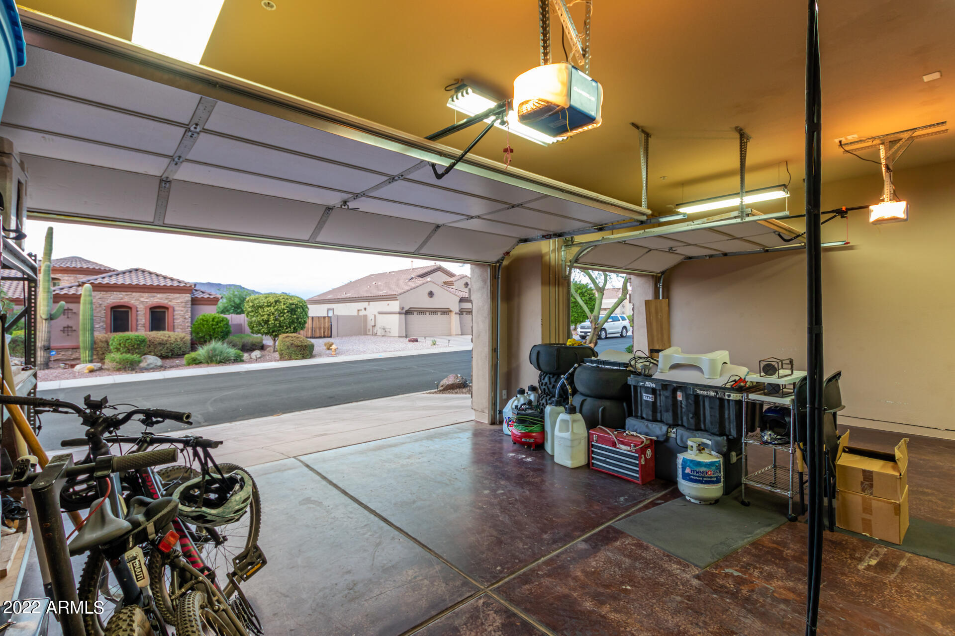 9747 E INGLEWOOD Circle