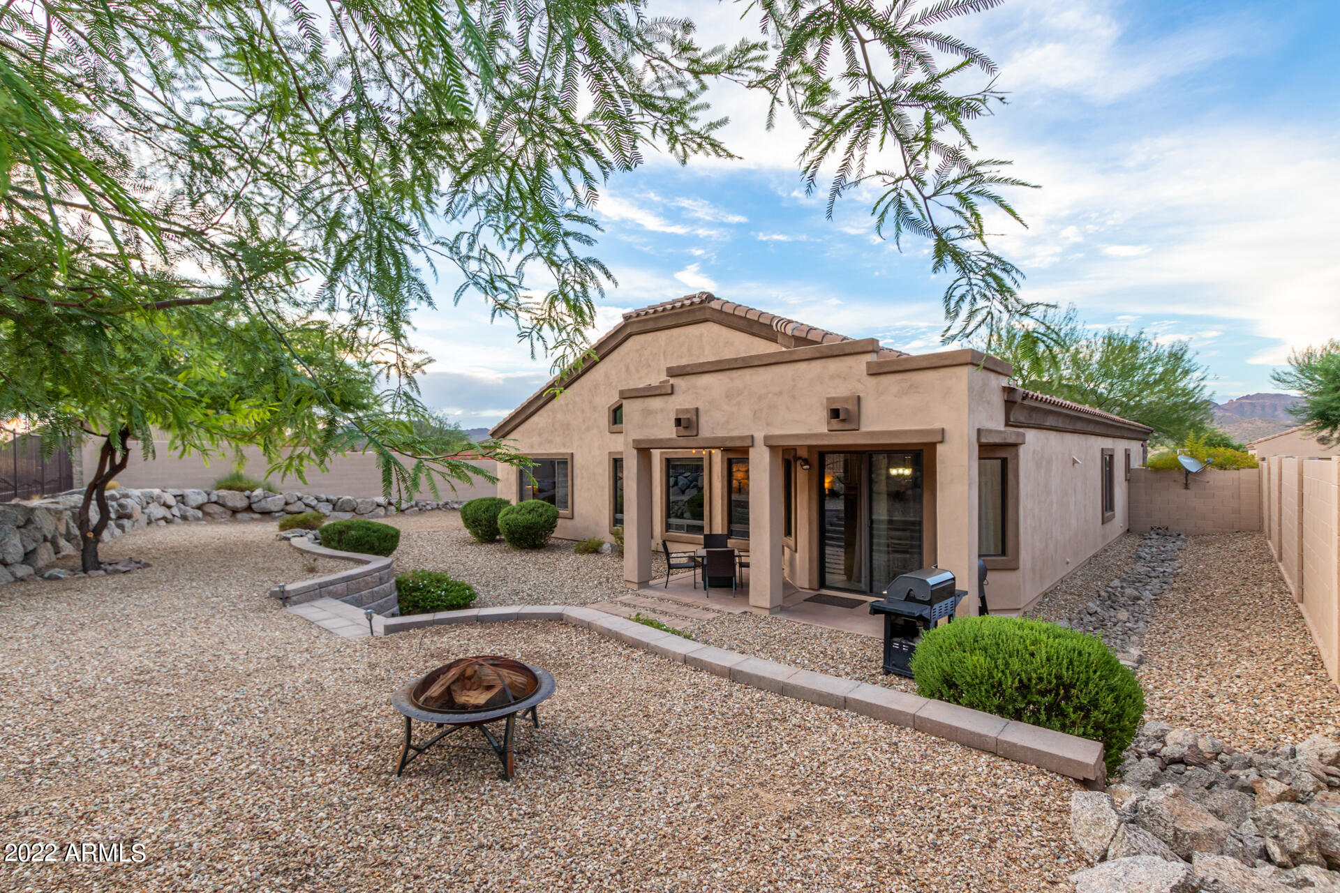 9747 E INGLEWOOD Circle