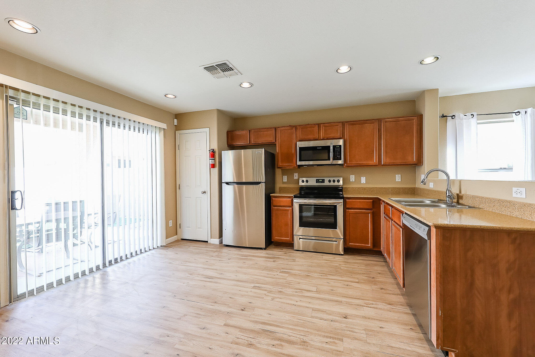 6428 W BRANHAM Lane