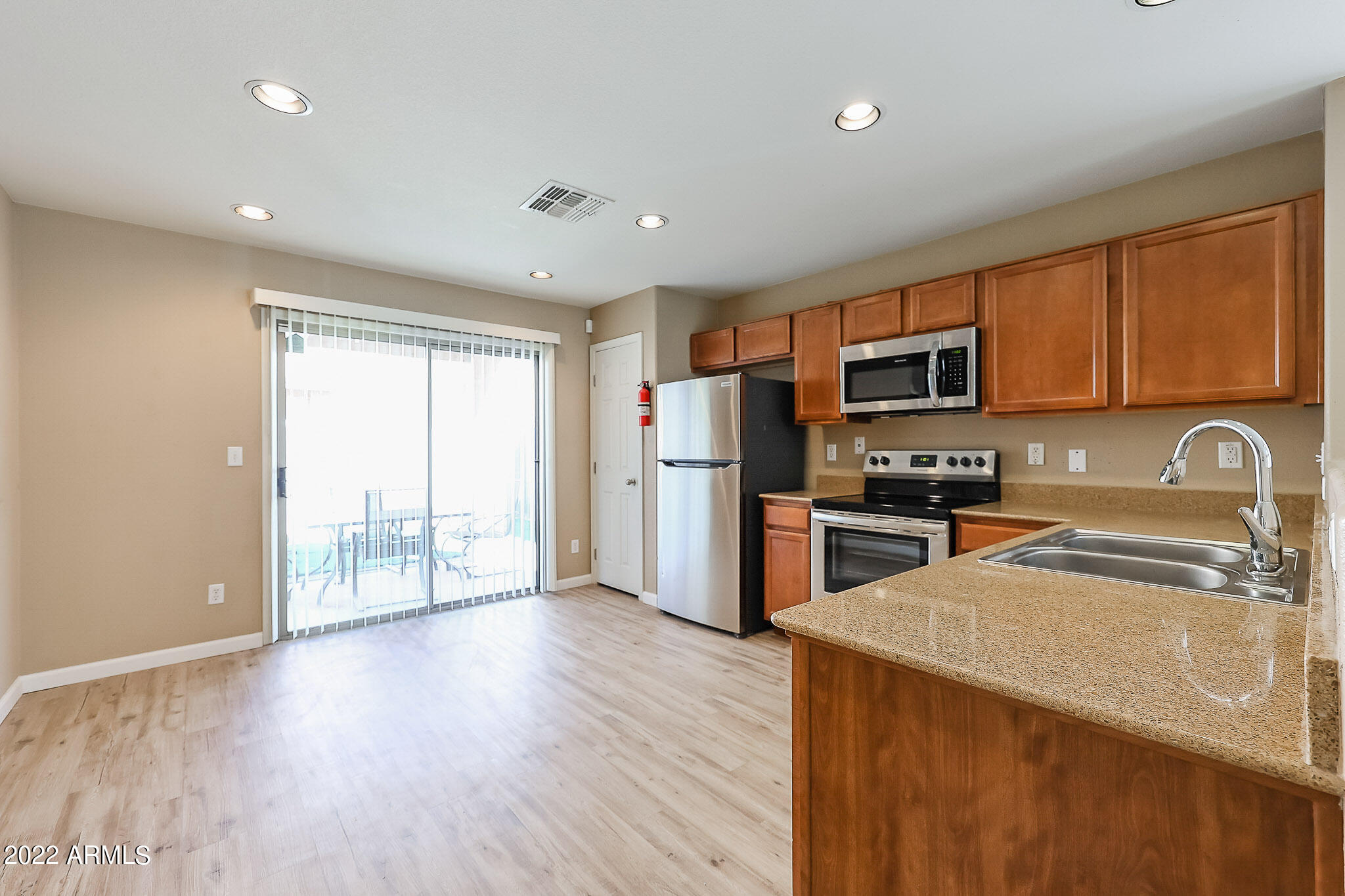6428 W BRANHAM Lane