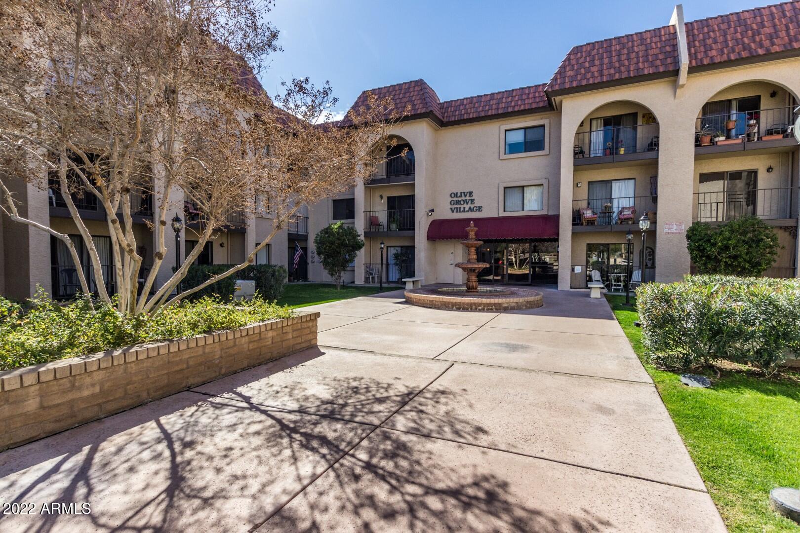 3033 E DEVONSHIRE Avenue # 3006