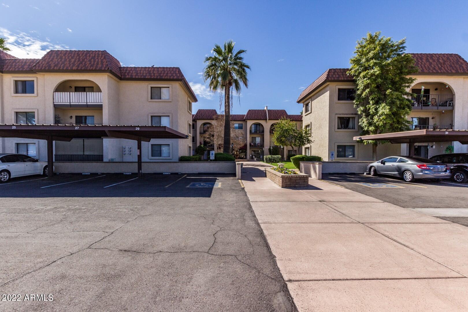 3033 E DEVONSHIRE Avenue # 3006