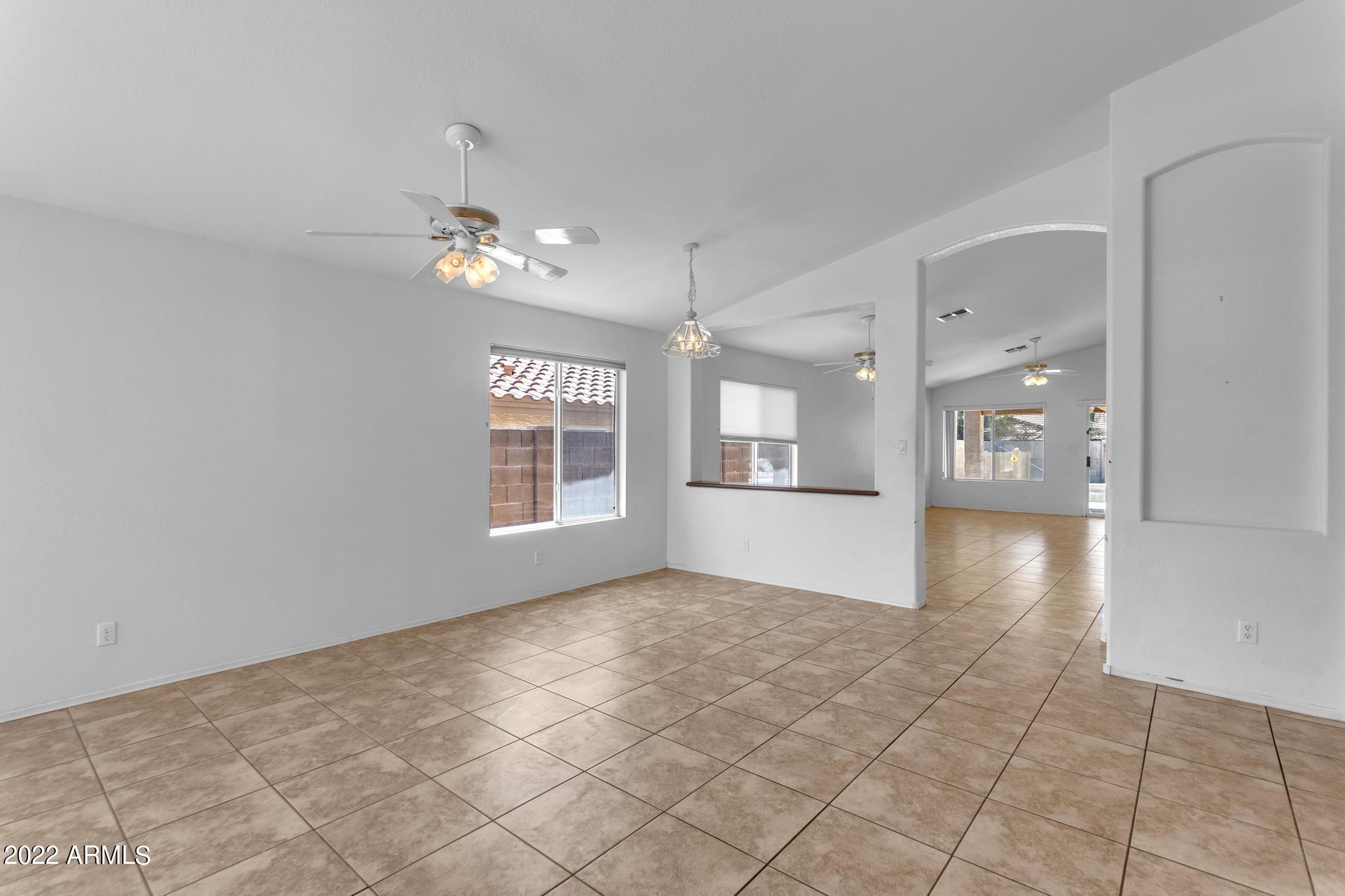 1023 E AMBERWOOD Drive