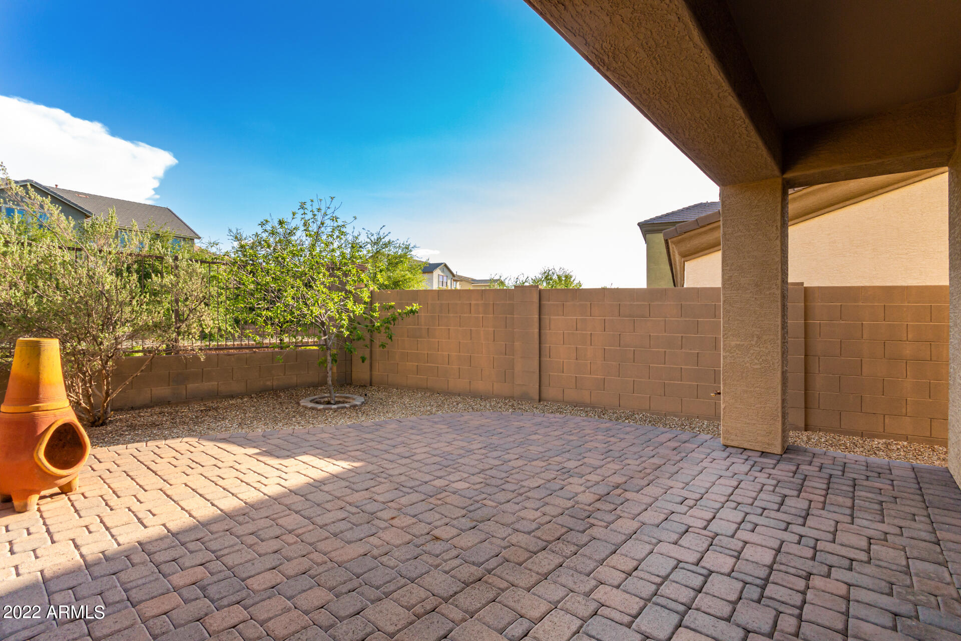 3915 E BRANHAM Lane