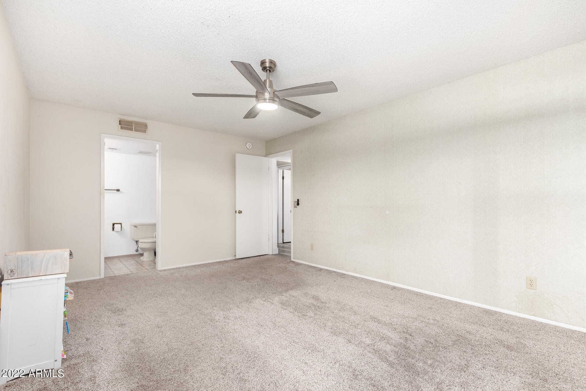 8847 N 8TH Street # 208