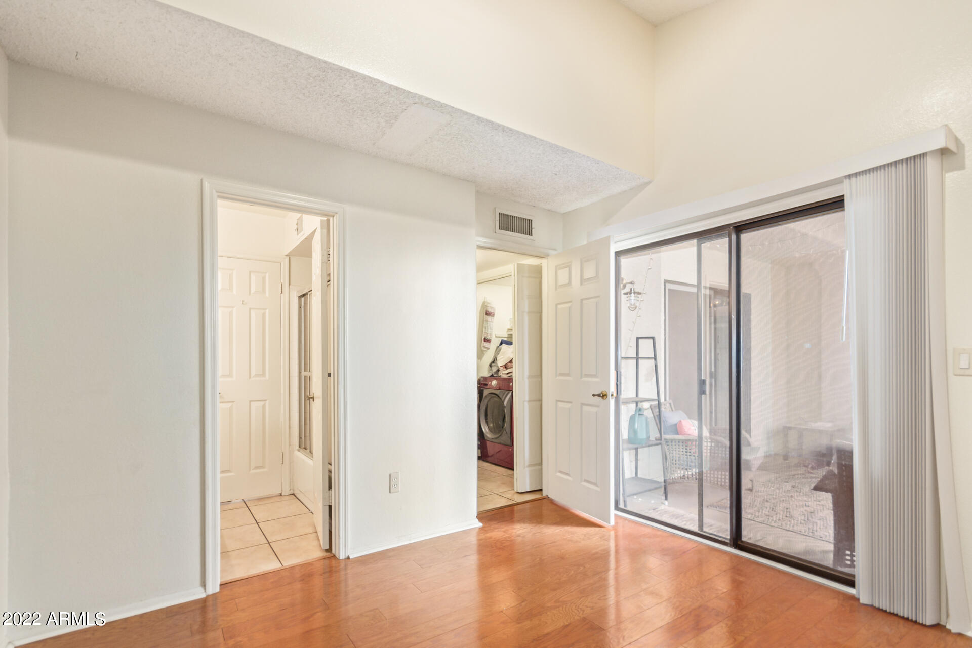 1718 S LONGMORE -- # 101