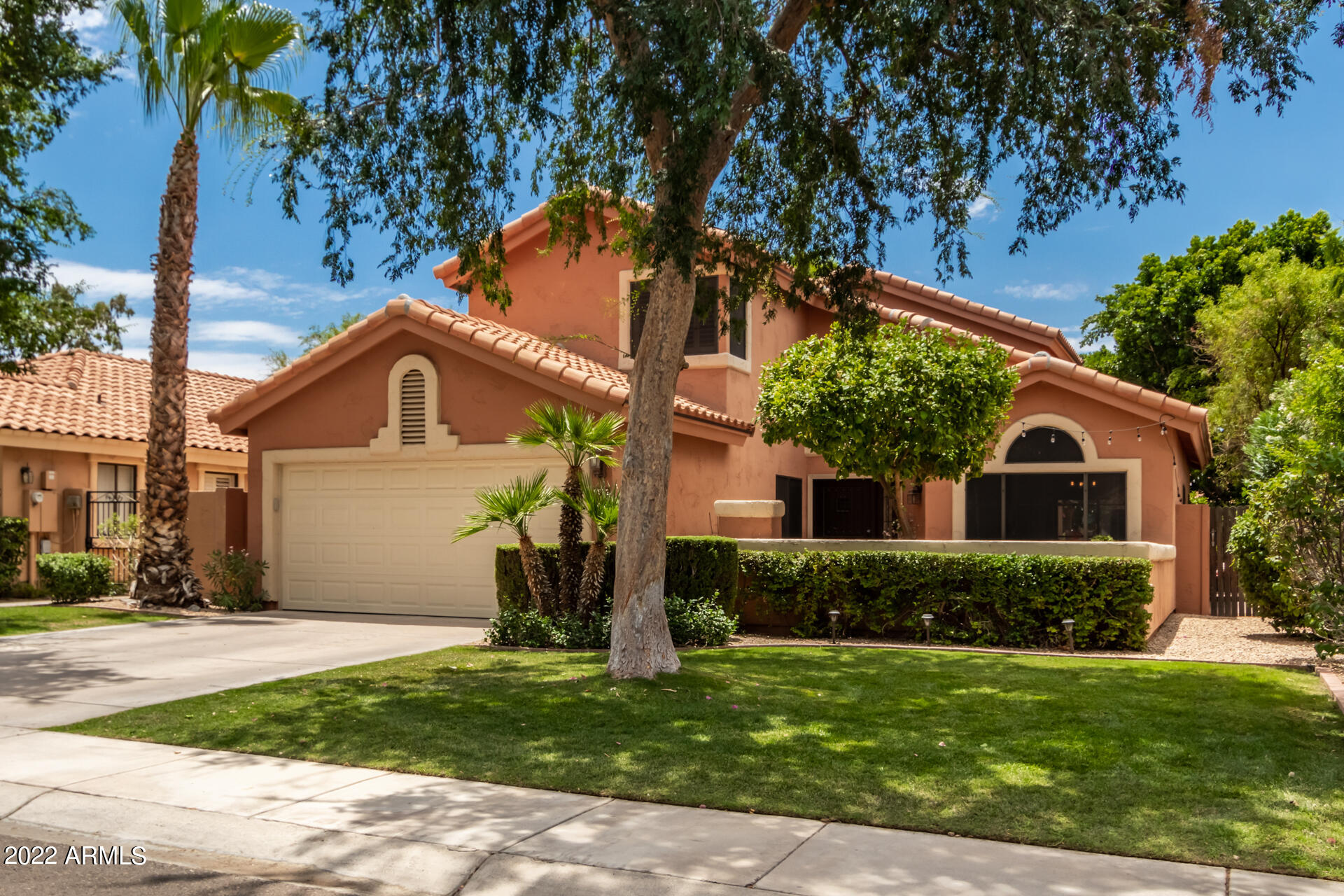 9573 E WINDROSE Drive