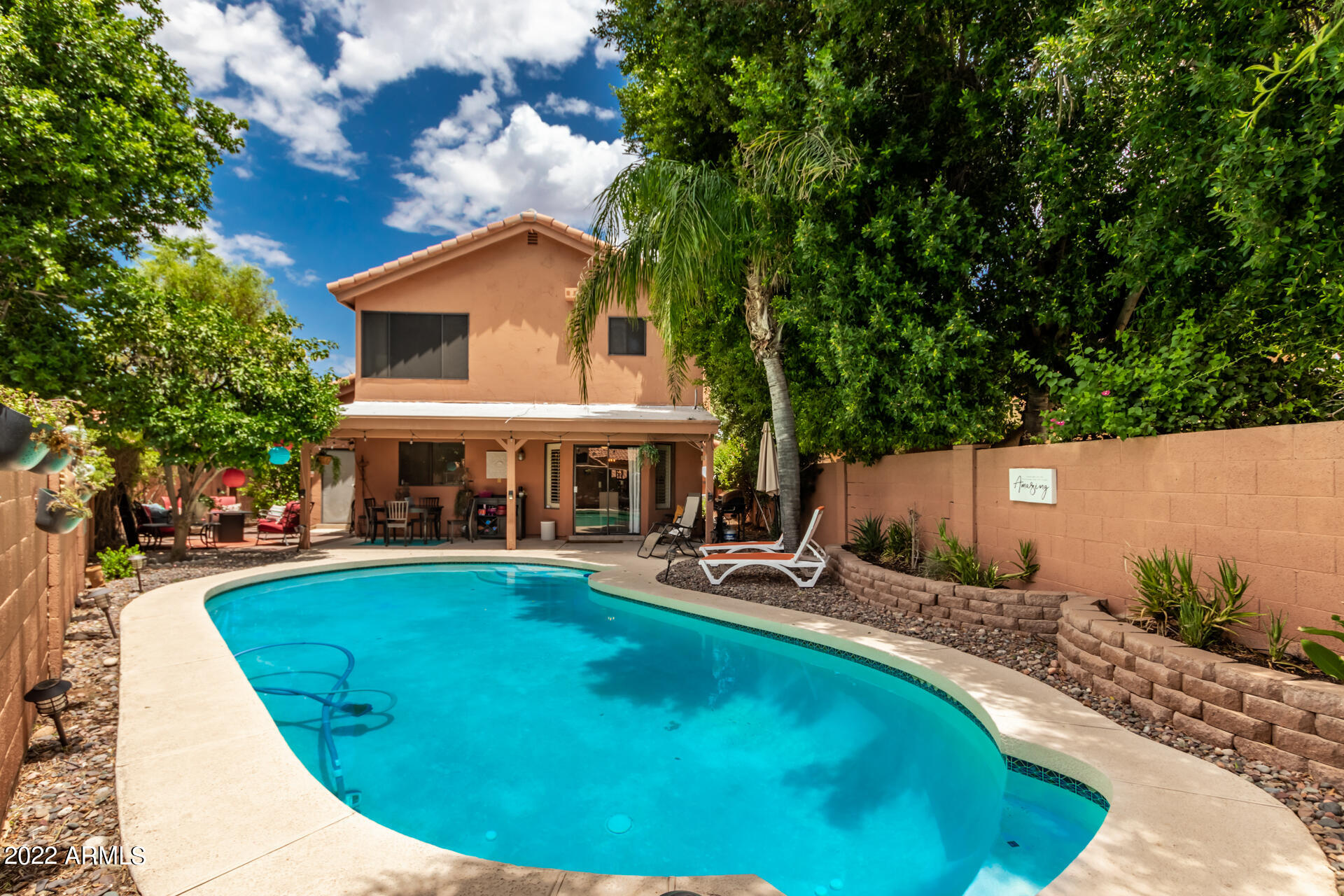 9573 E WINDROSE Drive