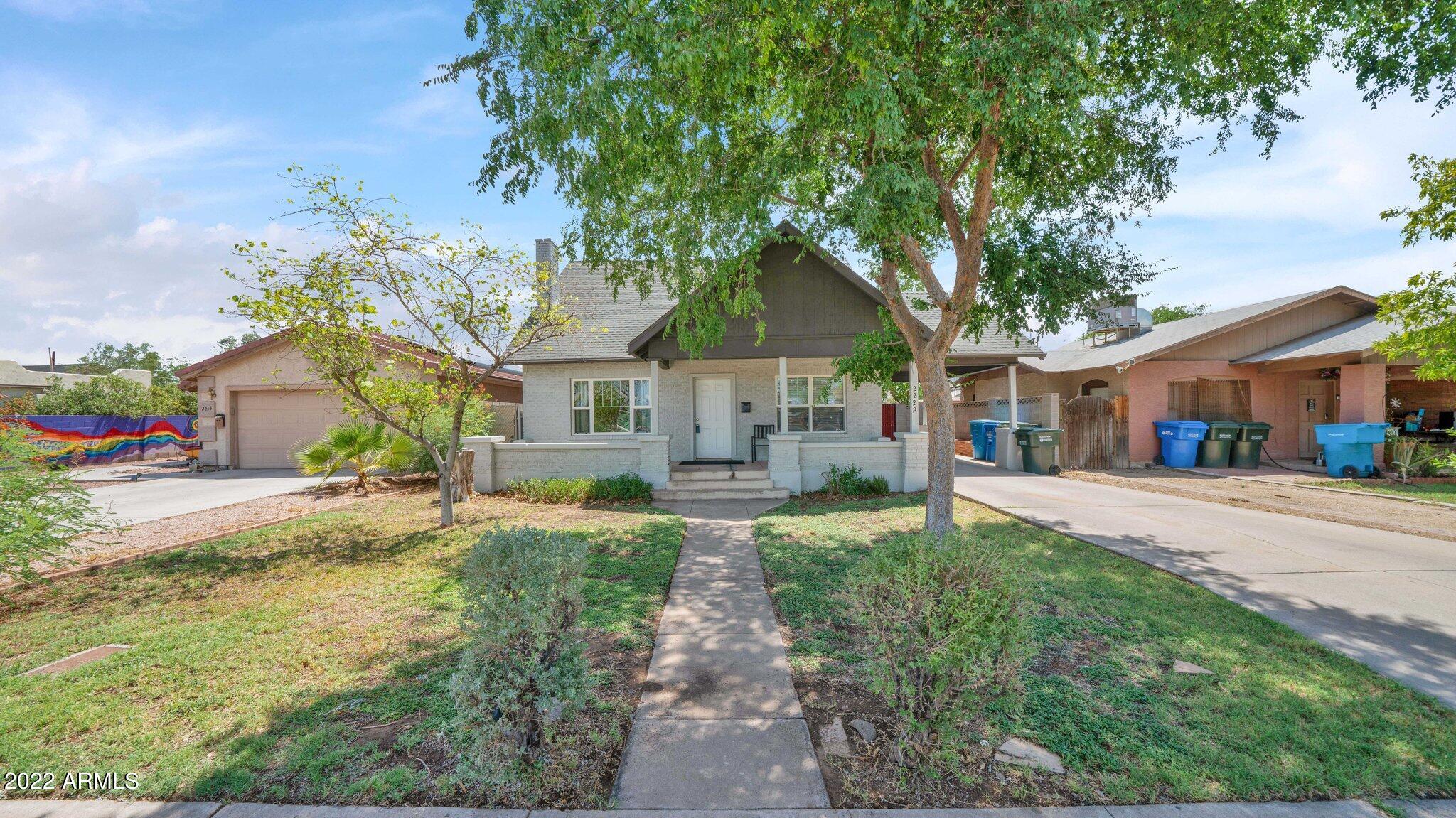 2229 N 21st Place