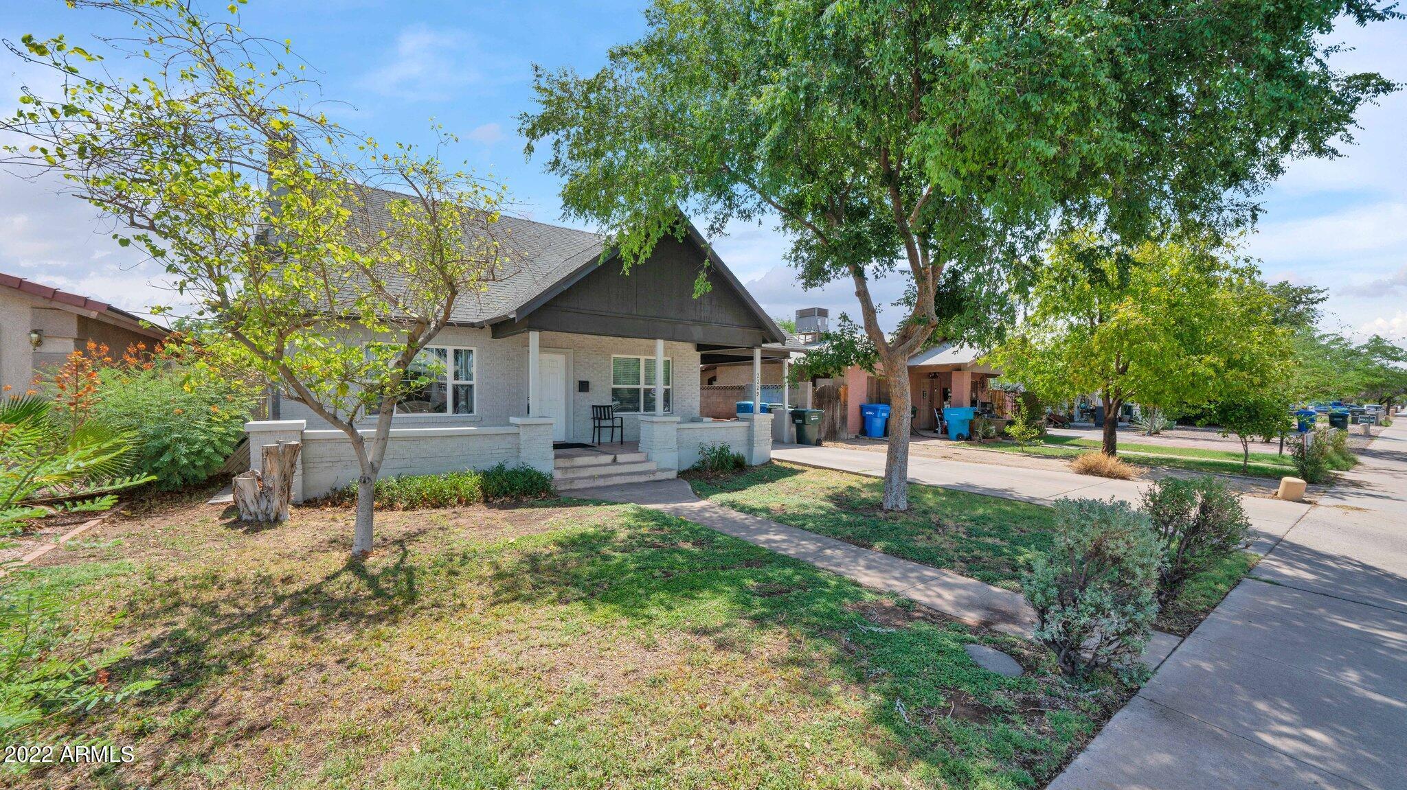 2229 N 21st Place