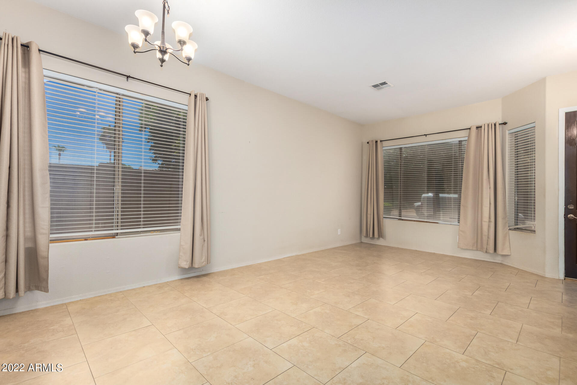314 W MURIEL Drive