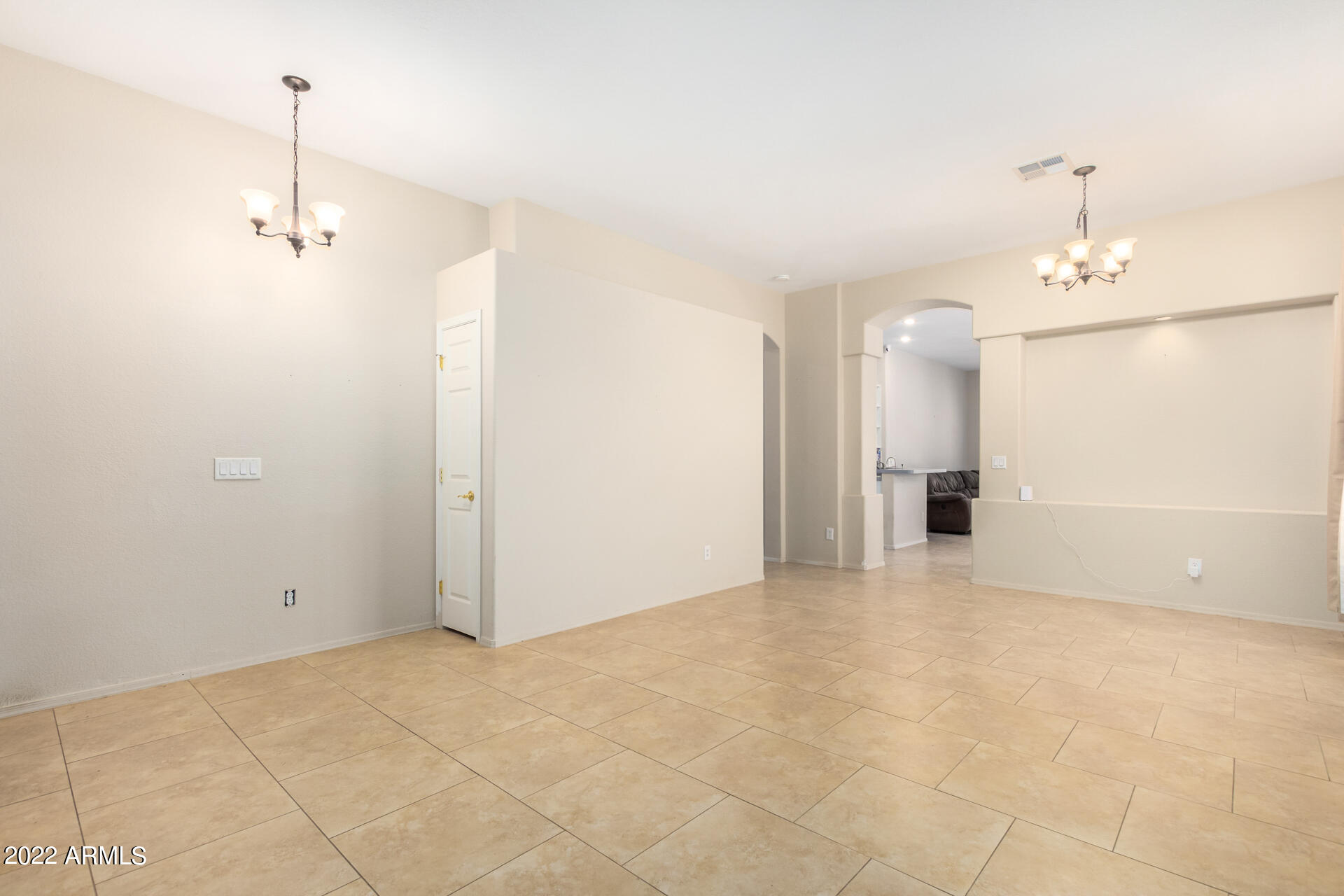 314 W MURIEL Drive