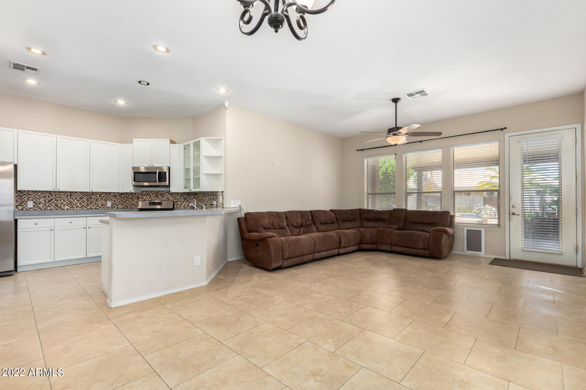 314 W MURIEL Drive