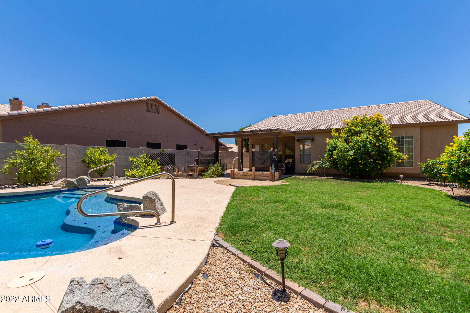 314 W MURIEL Drive