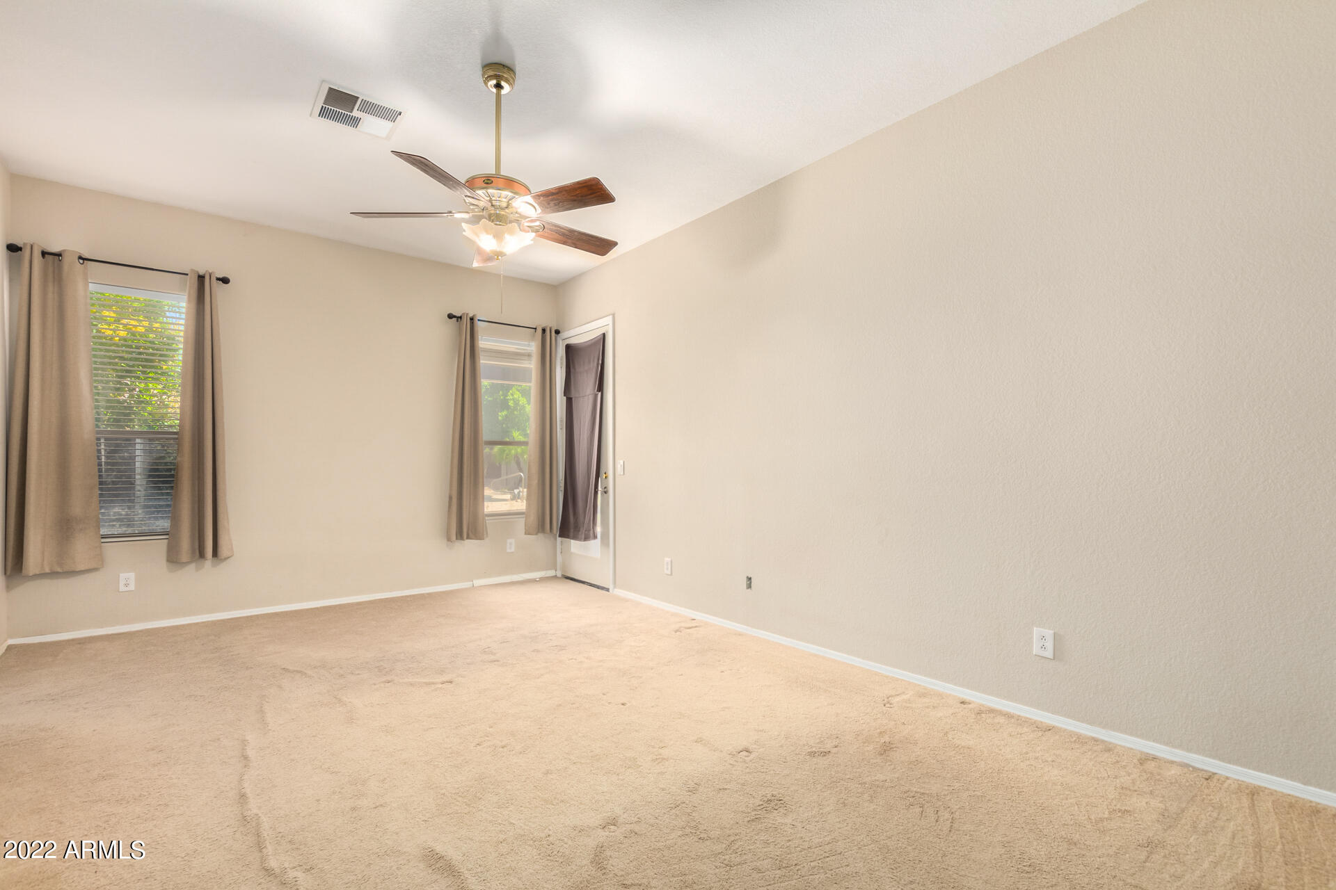 314 W MURIEL Drive