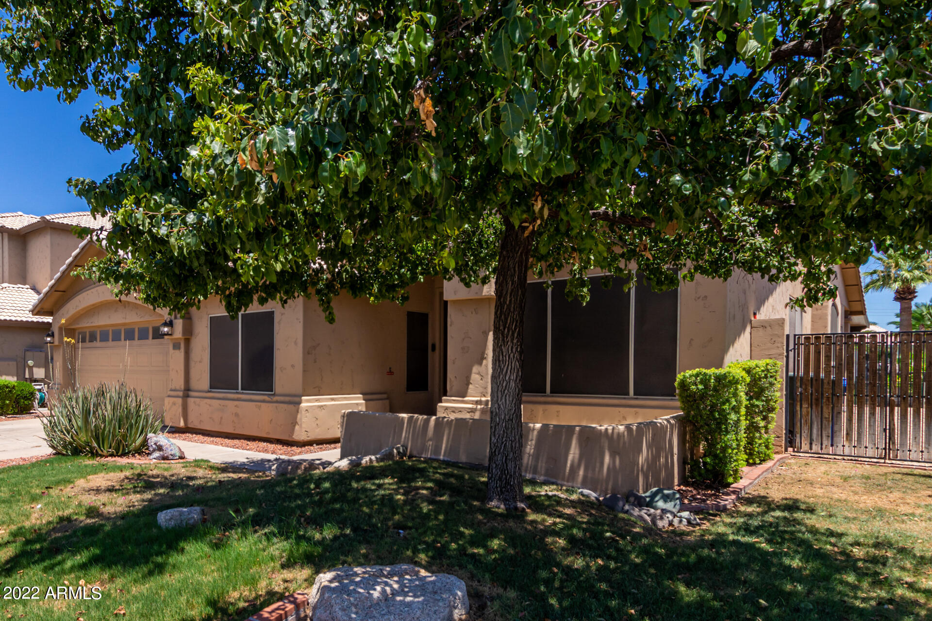 314 W MURIEL Drive