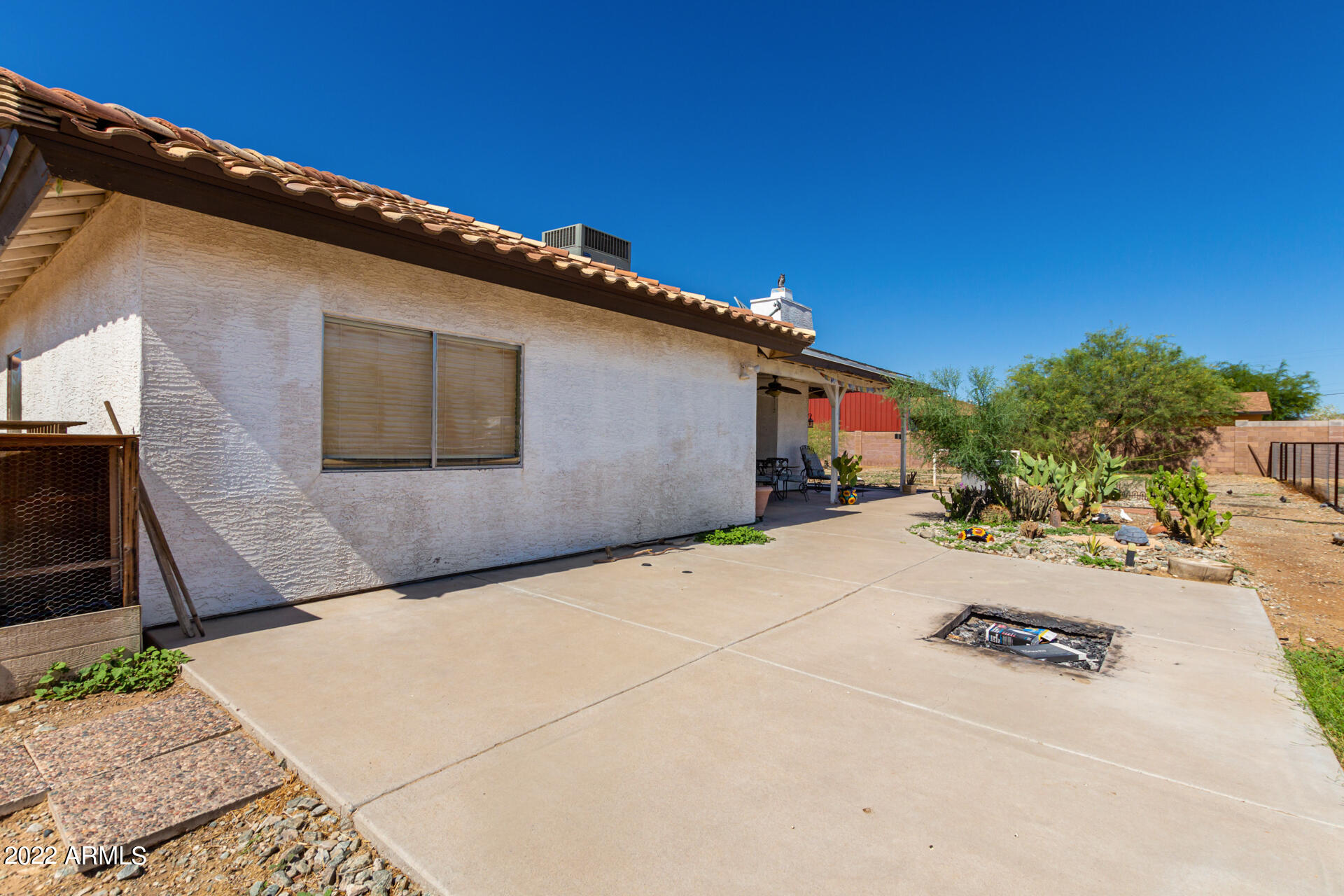 3121 W ELLIOT Road