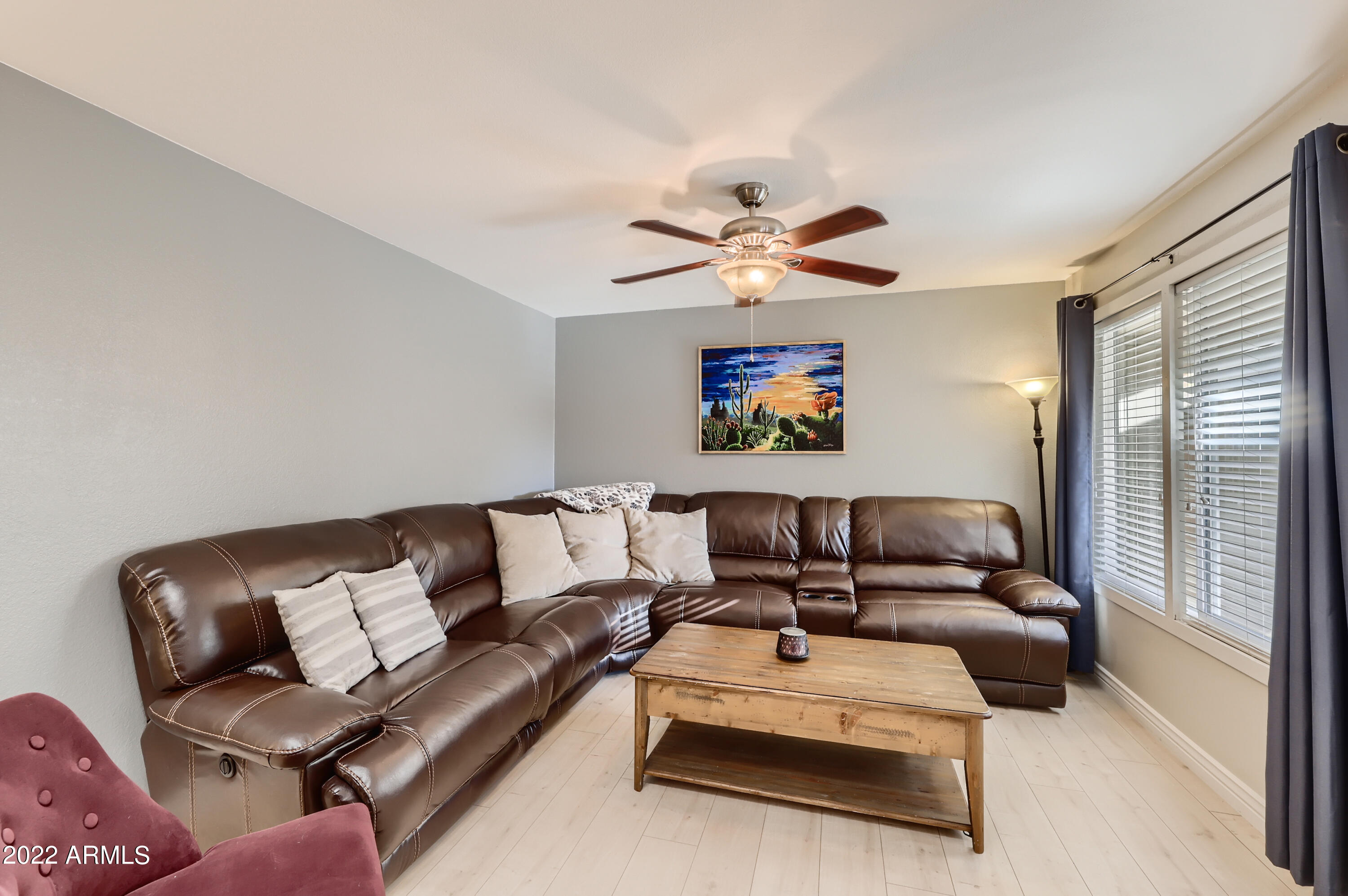 410 W LAGUNA Drive