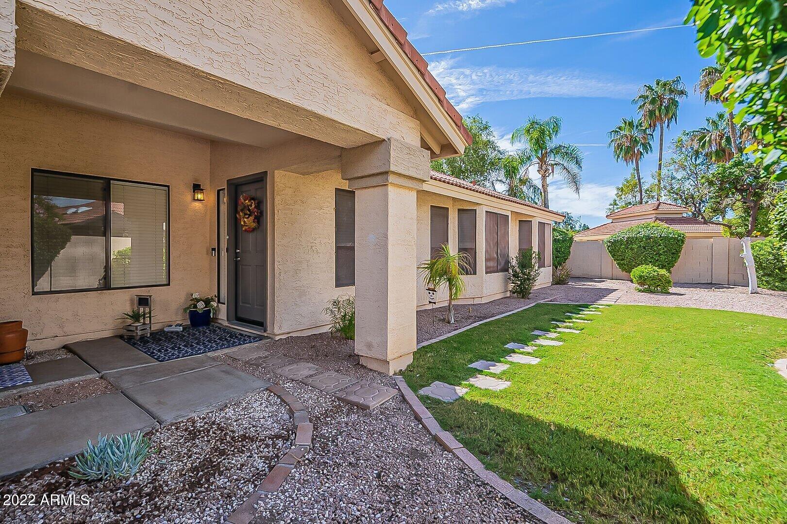 967 W BARBADOS Drive