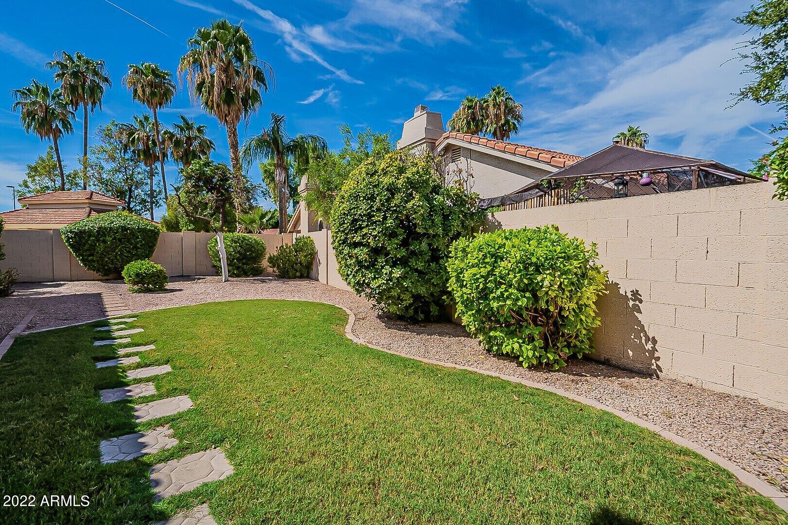 967 W BARBADOS Drive