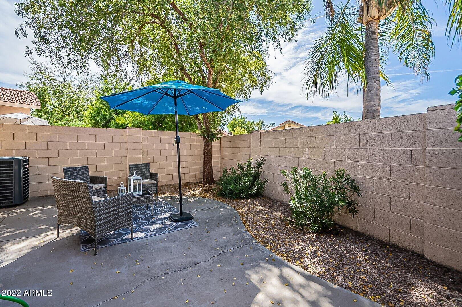 967 W BARBADOS Drive