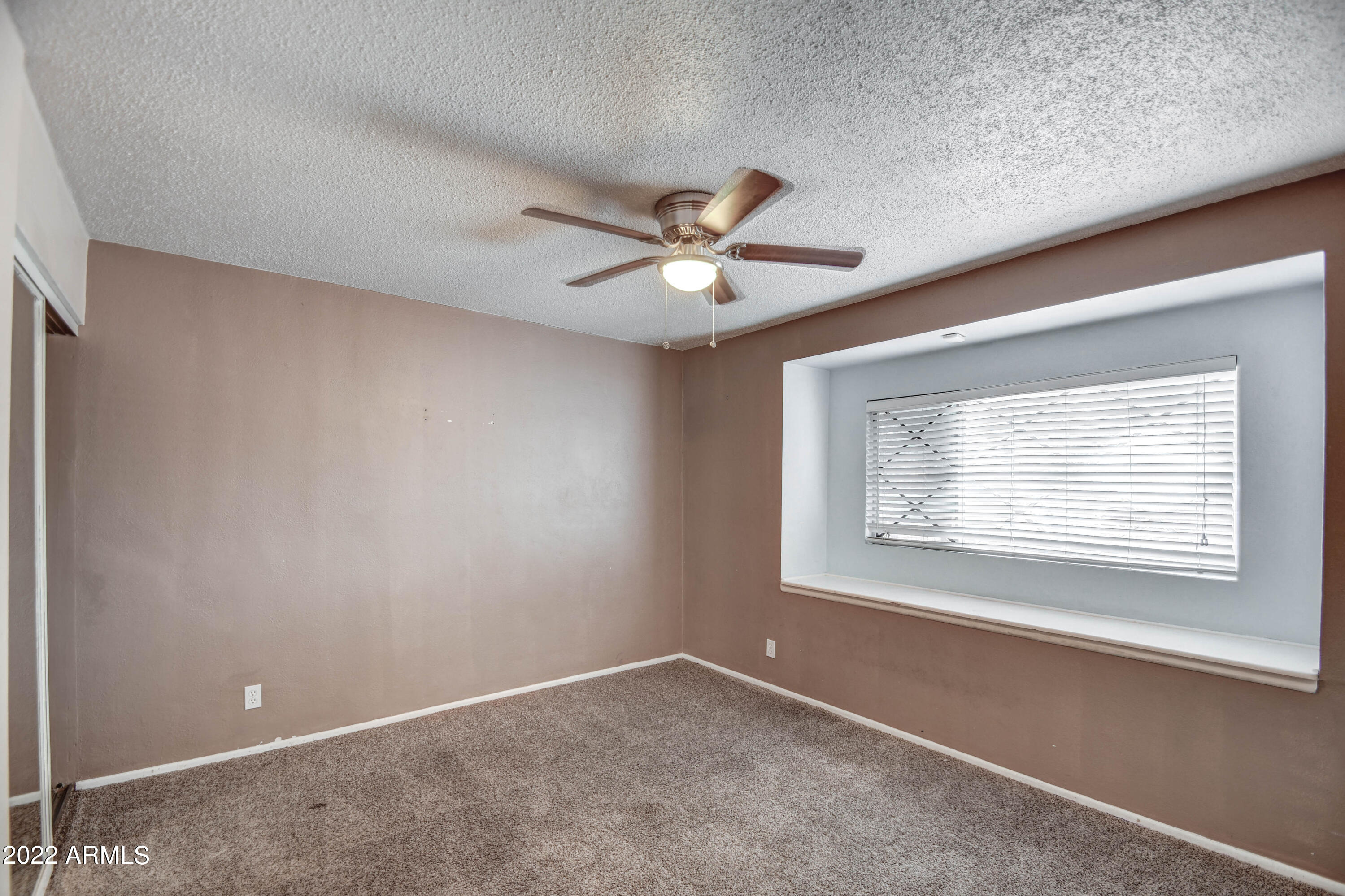 3943 W OCOTILLO Road