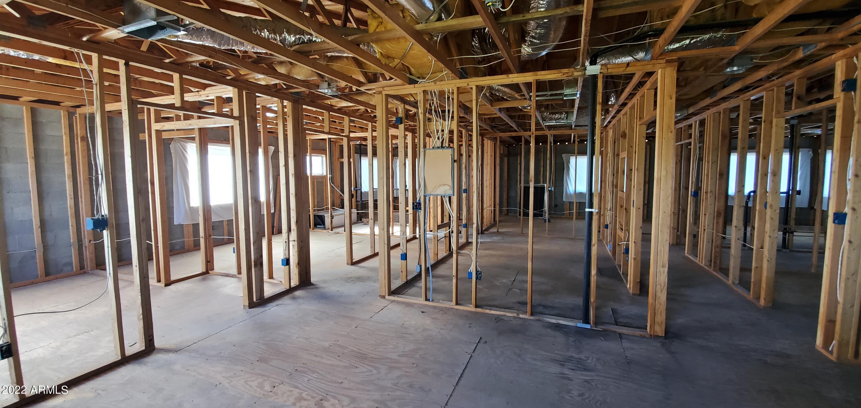 2545 N 29TH Place