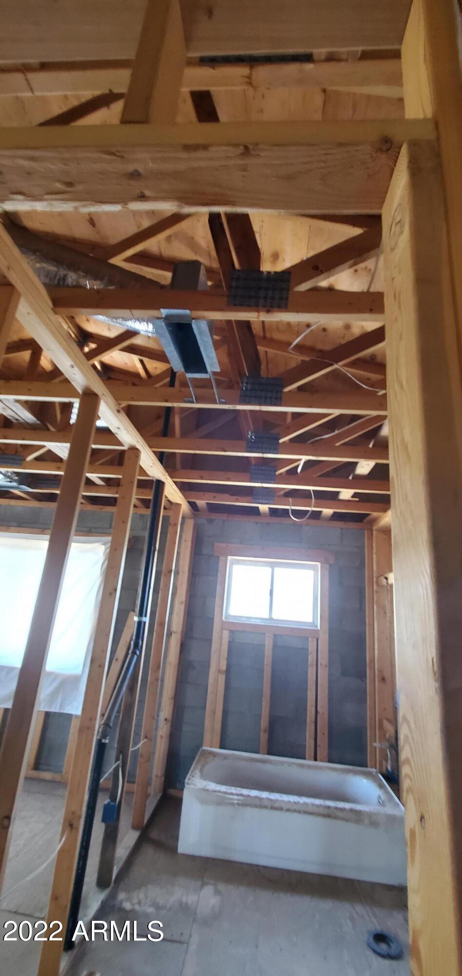 2545 N 29TH Place