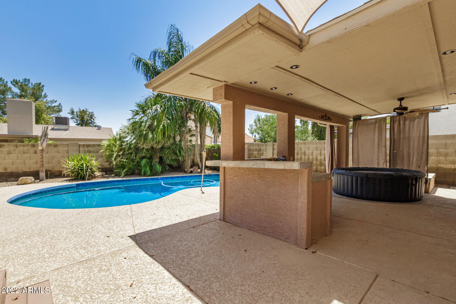 713 E PALOMINO Drive