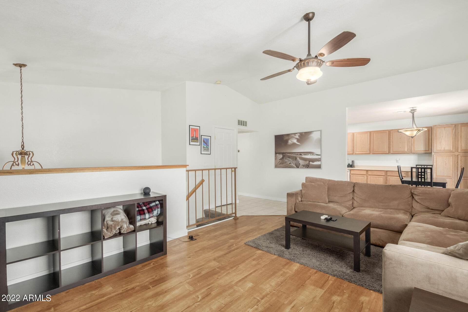 713 E PALOMINO Drive