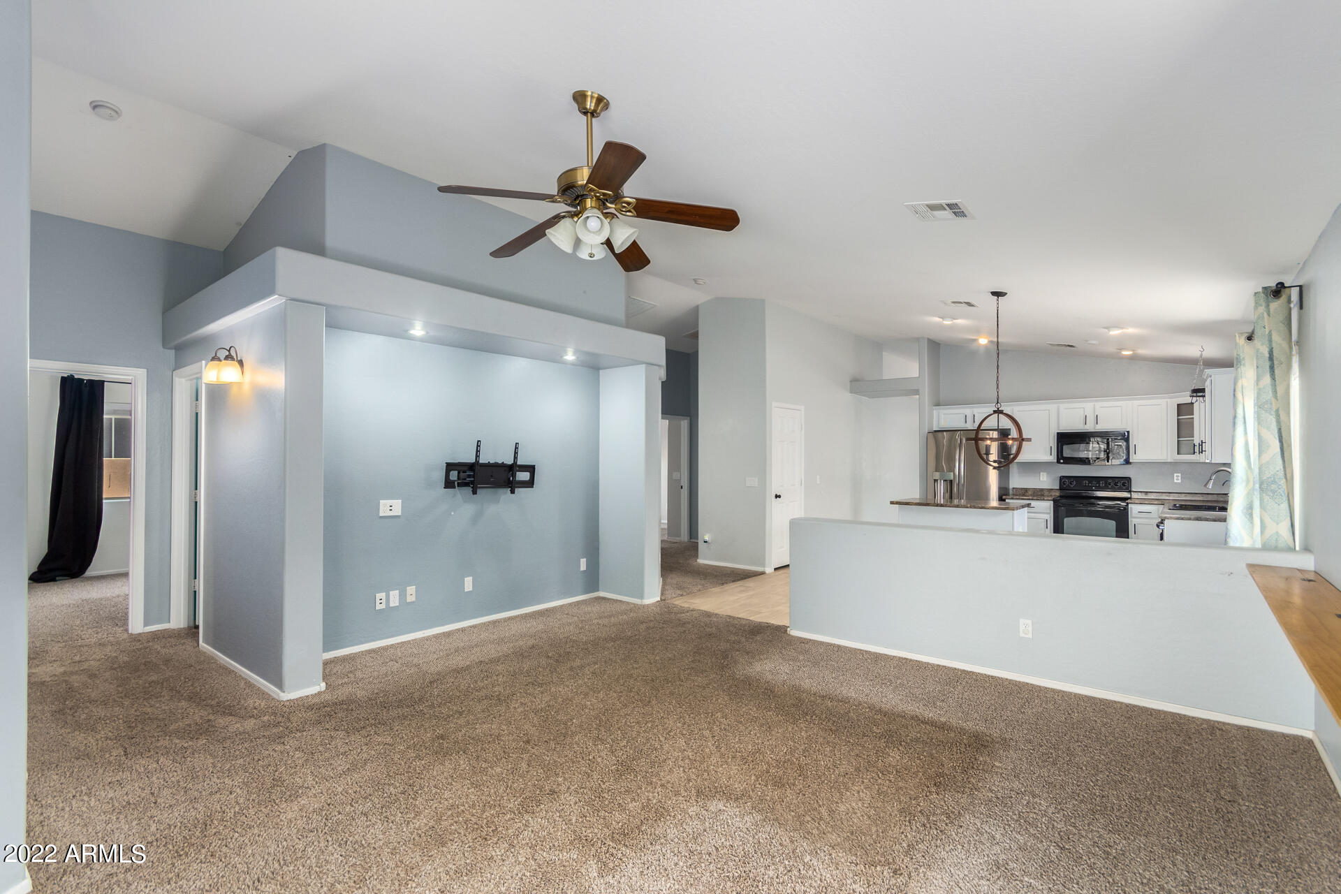 41559 N RANCH Drive