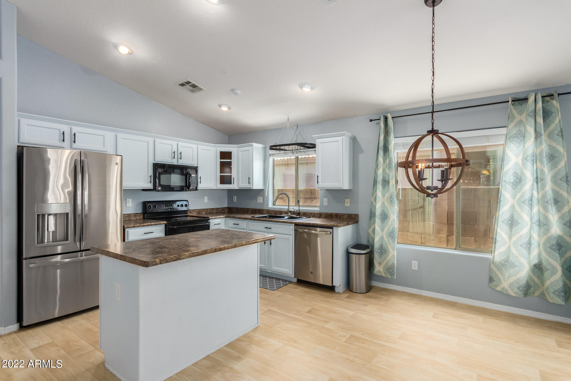 41559 N RANCH Drive