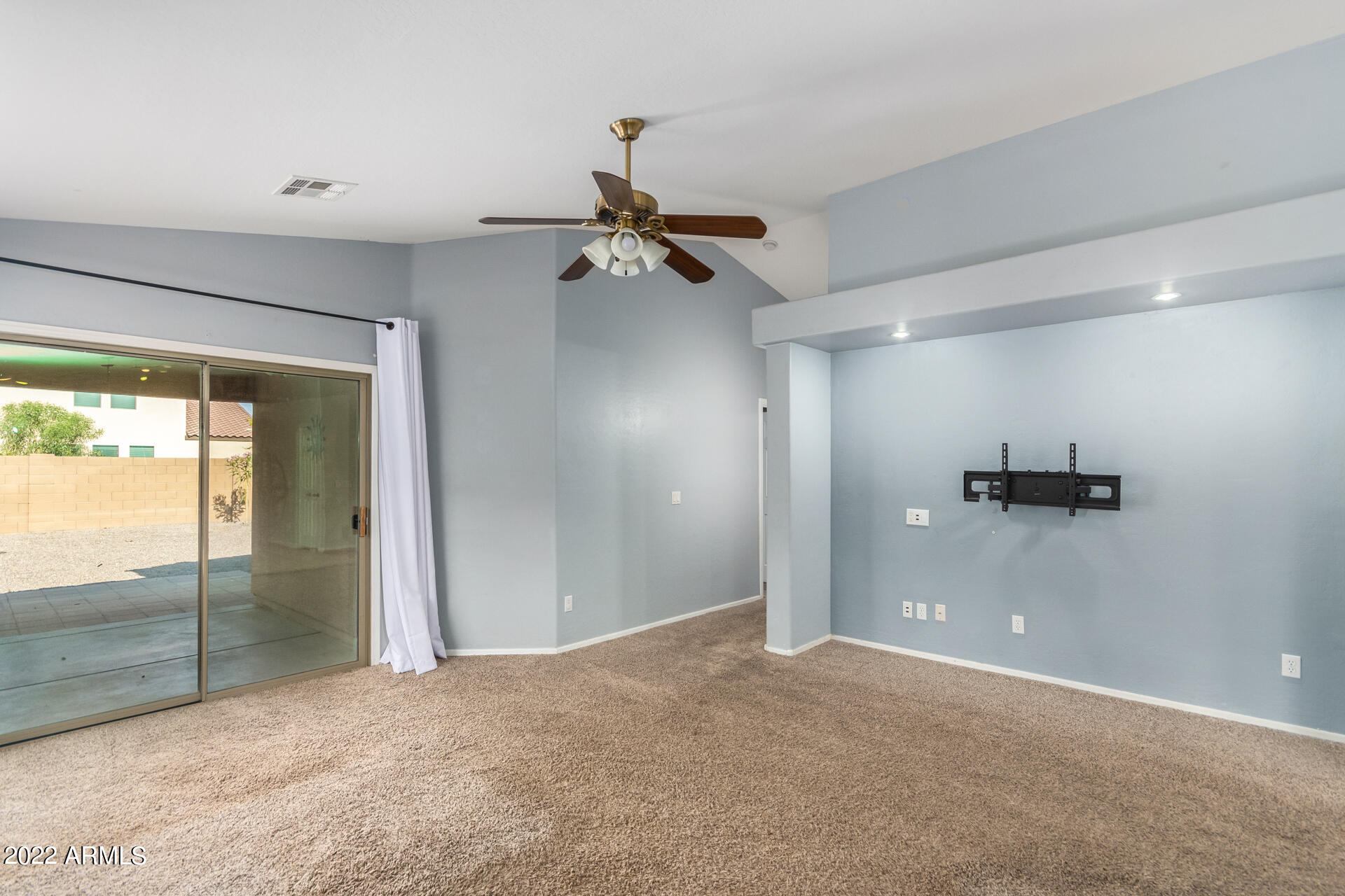 41559 N RANCH Drive