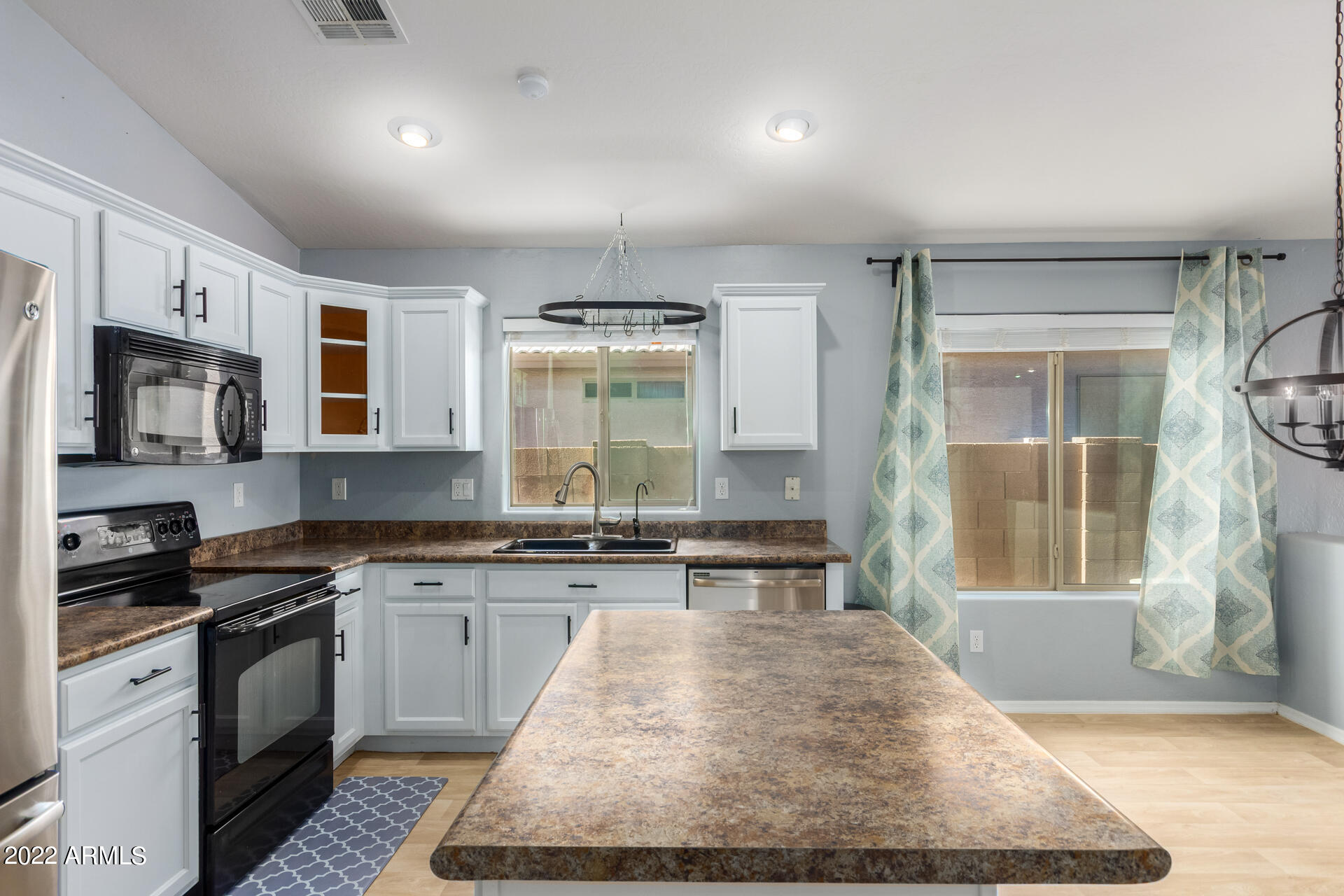 41559 N RANCH Drive