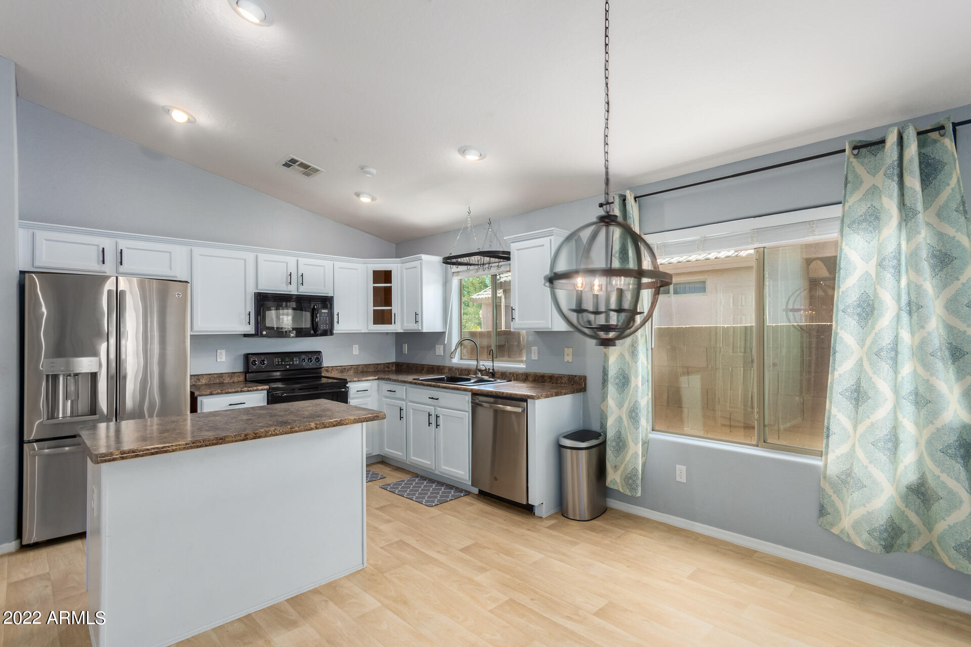 41559 N RANCH Drive