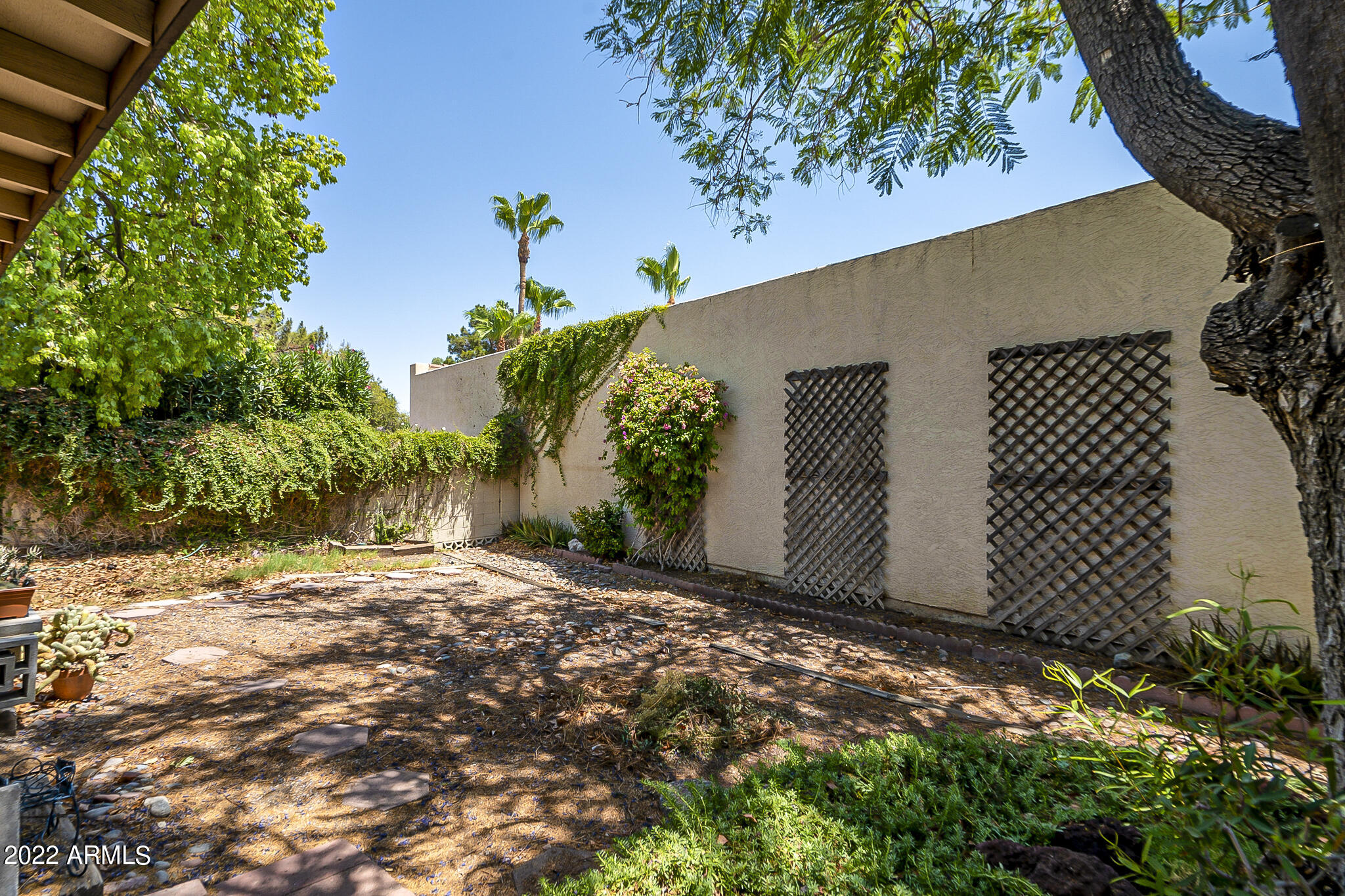 2541 E WAGONER Road