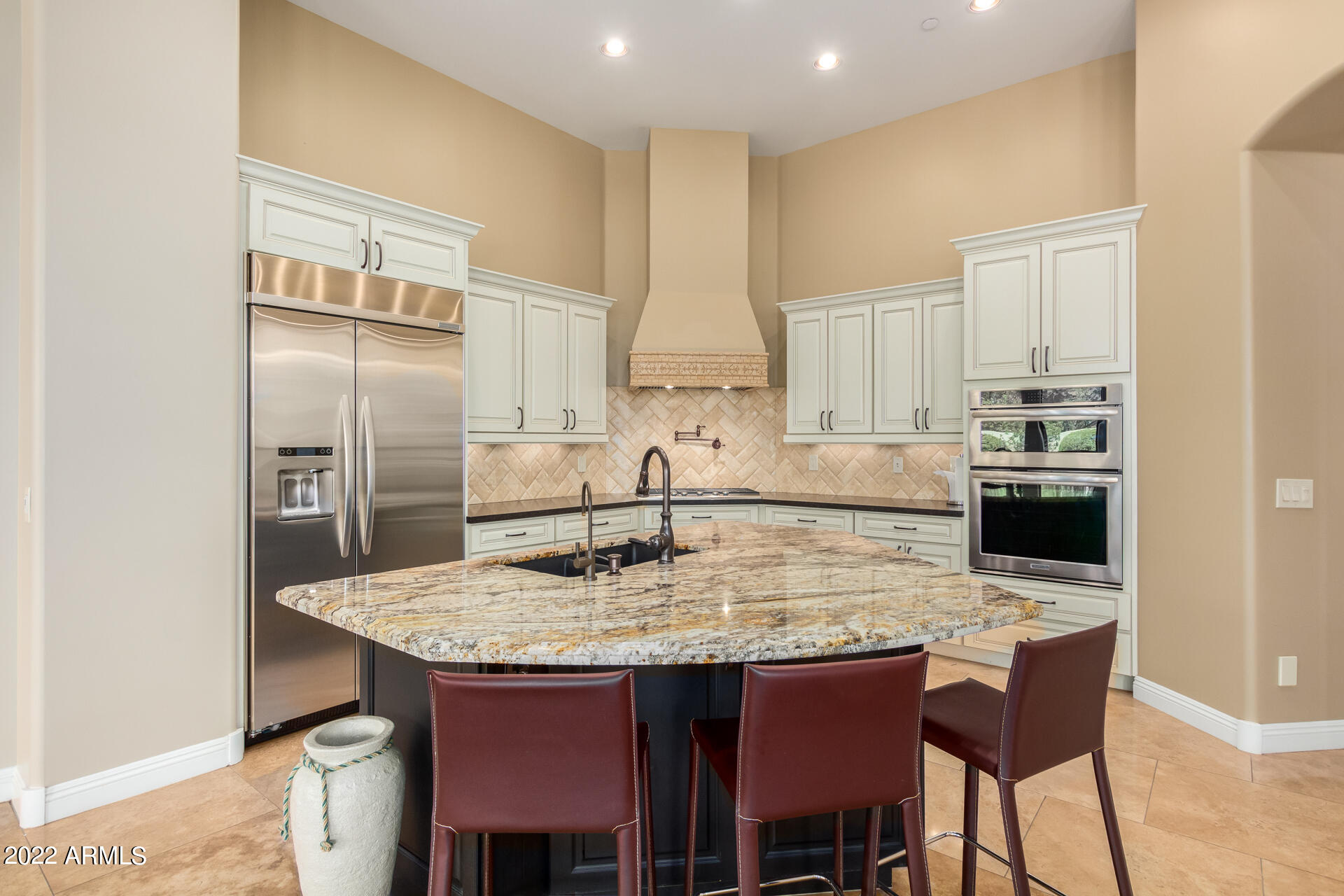 3414 E AQUARIUS Court