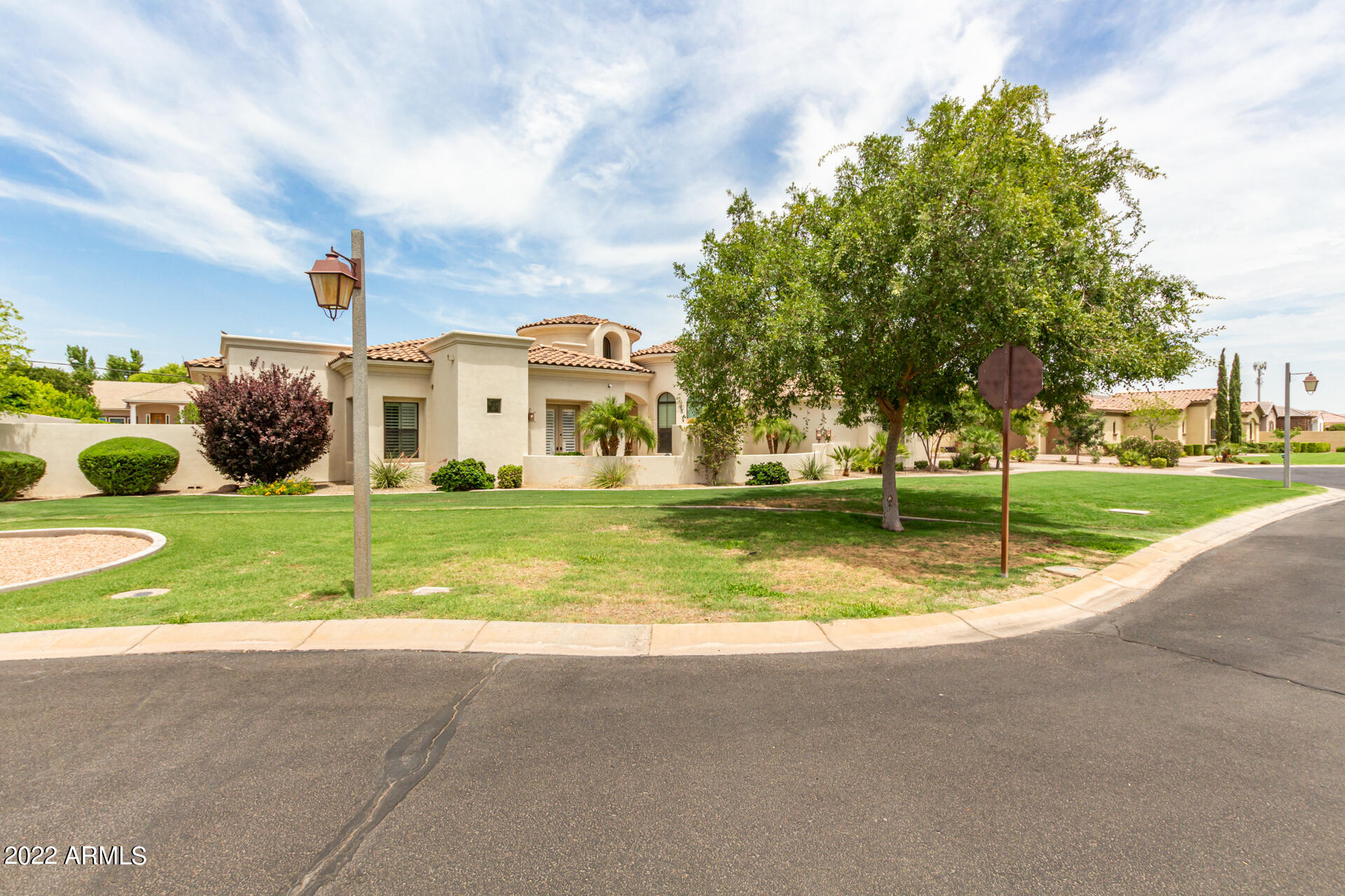 3414 E AQUARIUS Court