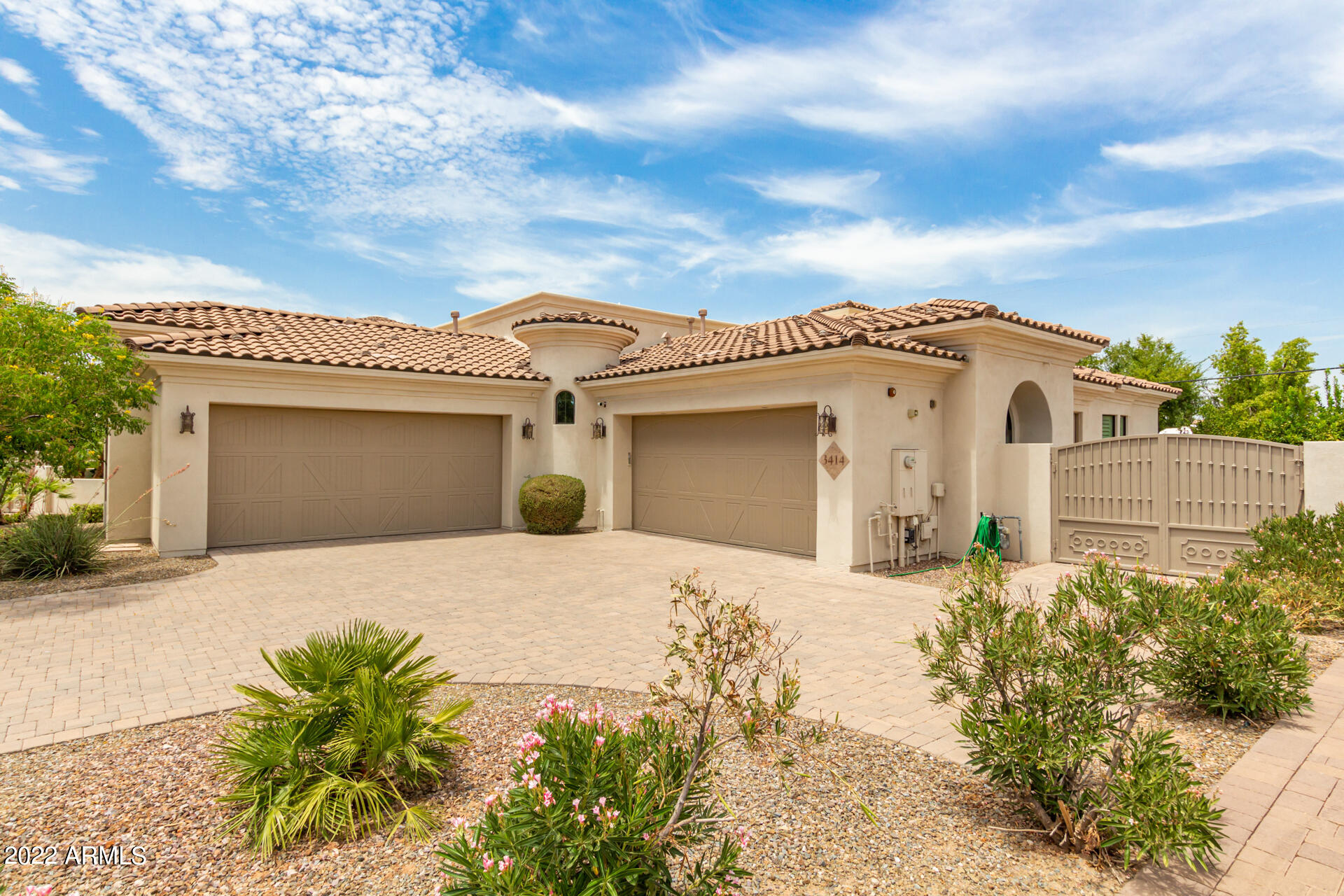 3414 E AQUARIUS Court