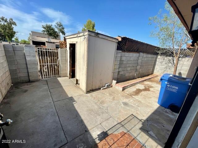2626 W CAMPBELL Avenue