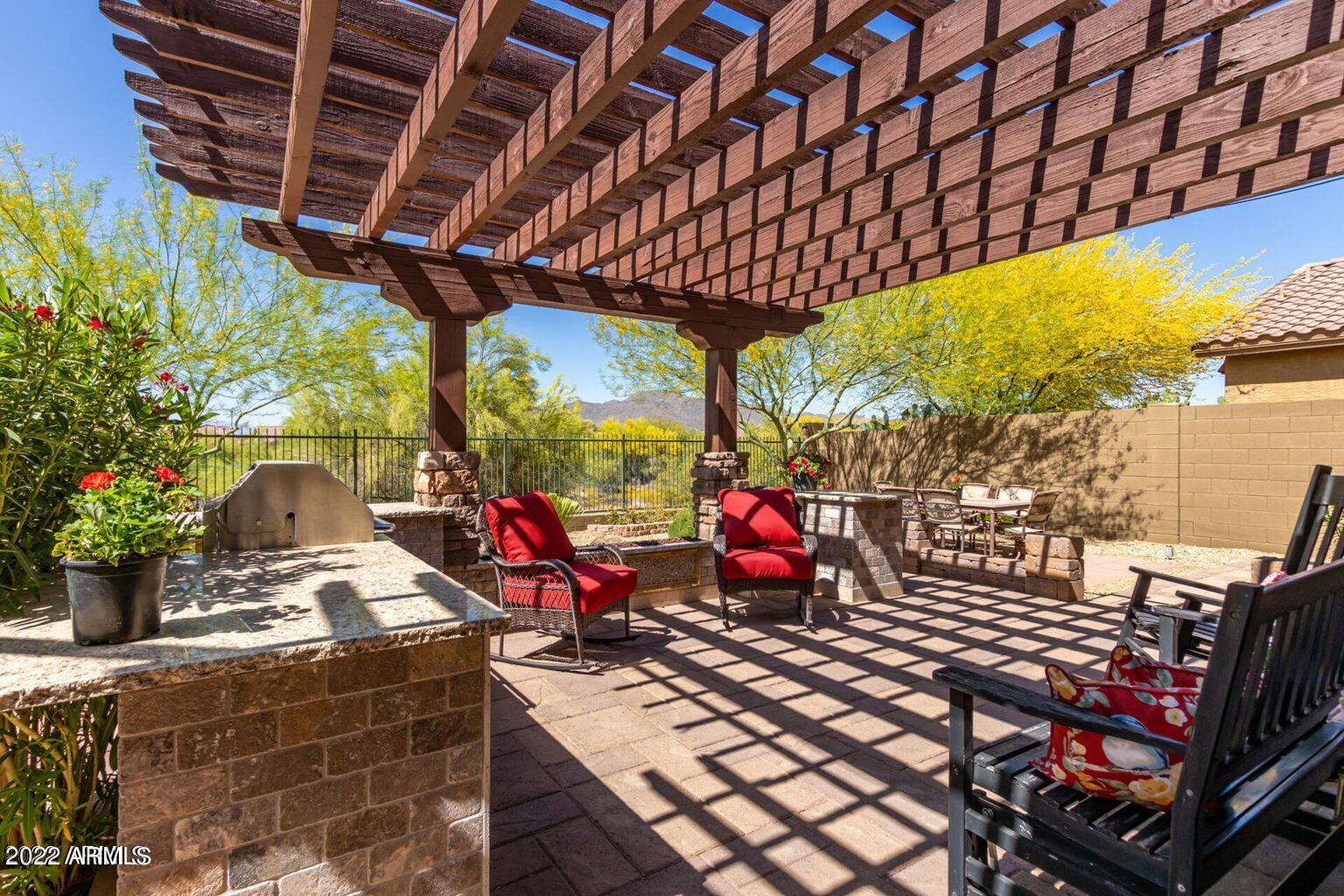 2522 W Coyote Creek Drive