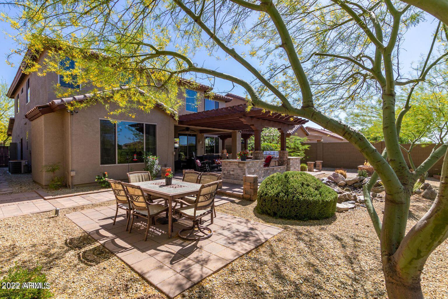 2522 W Coyote Creek Drive